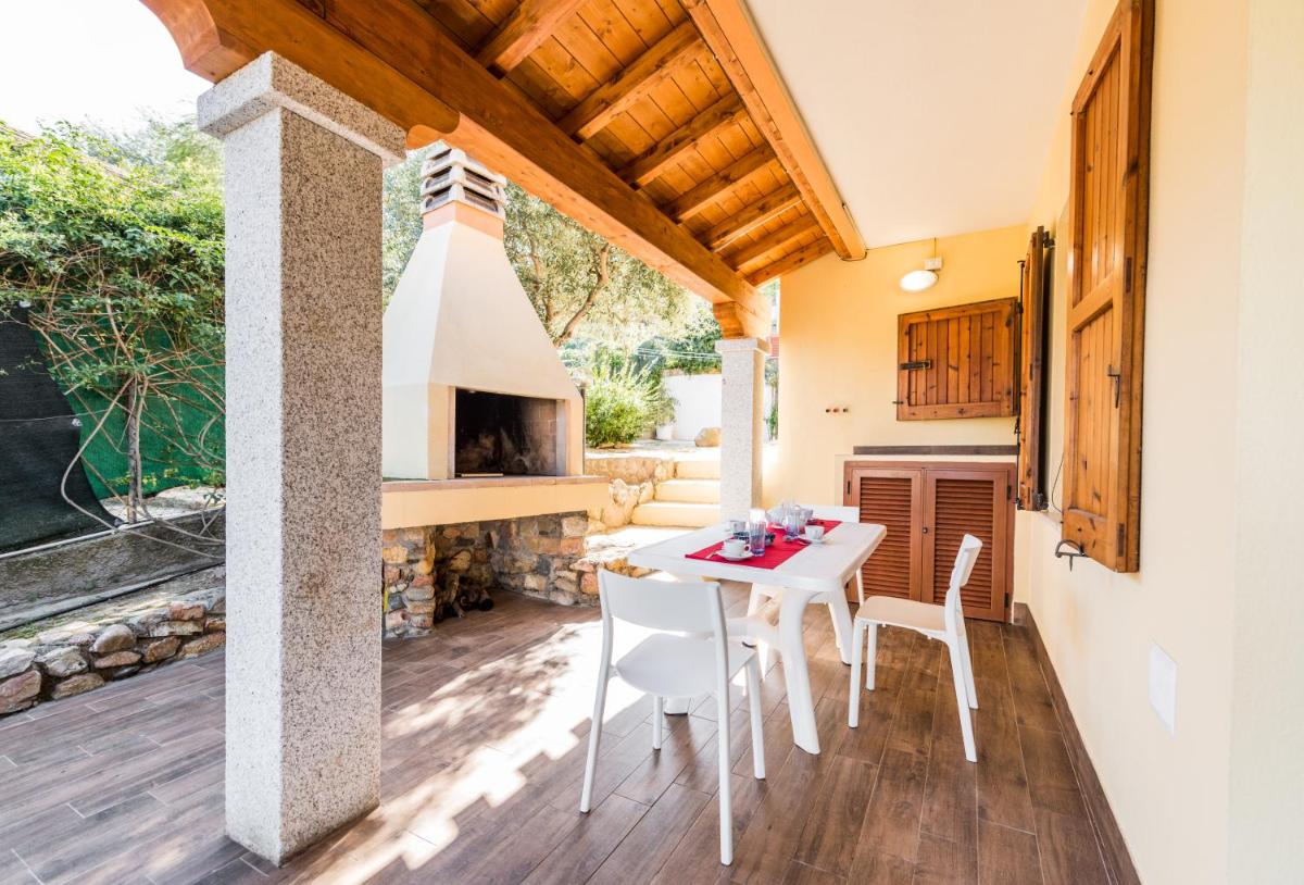 Fabulous Seaside Villa in Cala Sinzias photo 3