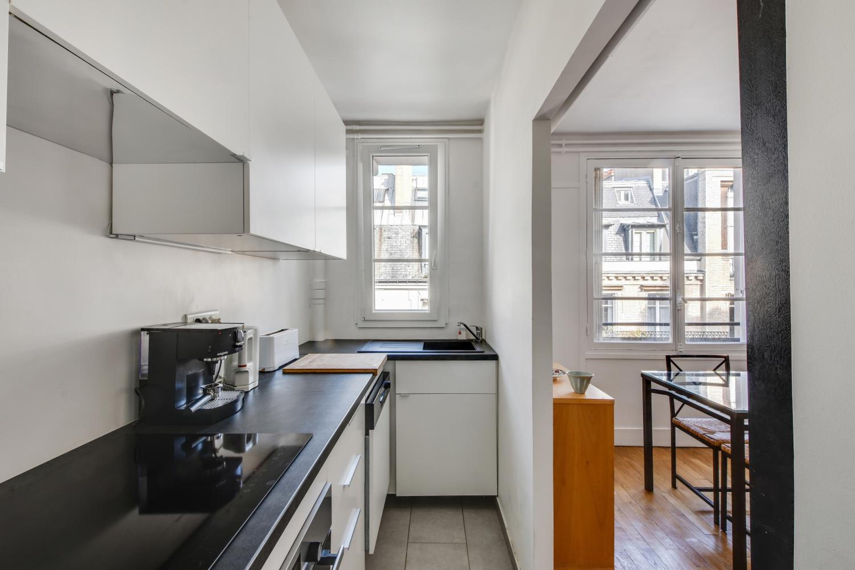 Design apartment with terrace by Weekome