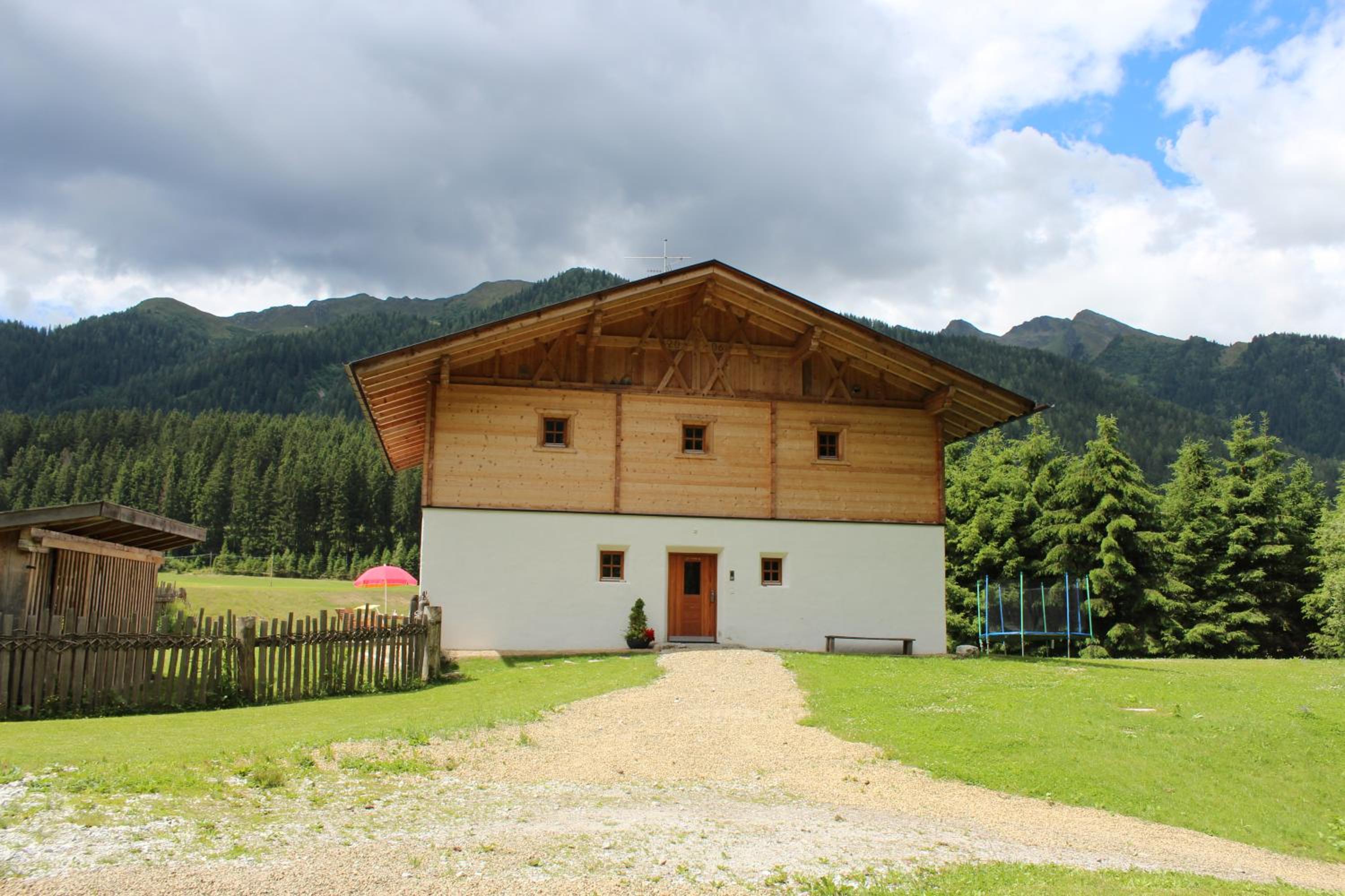 Photo 6