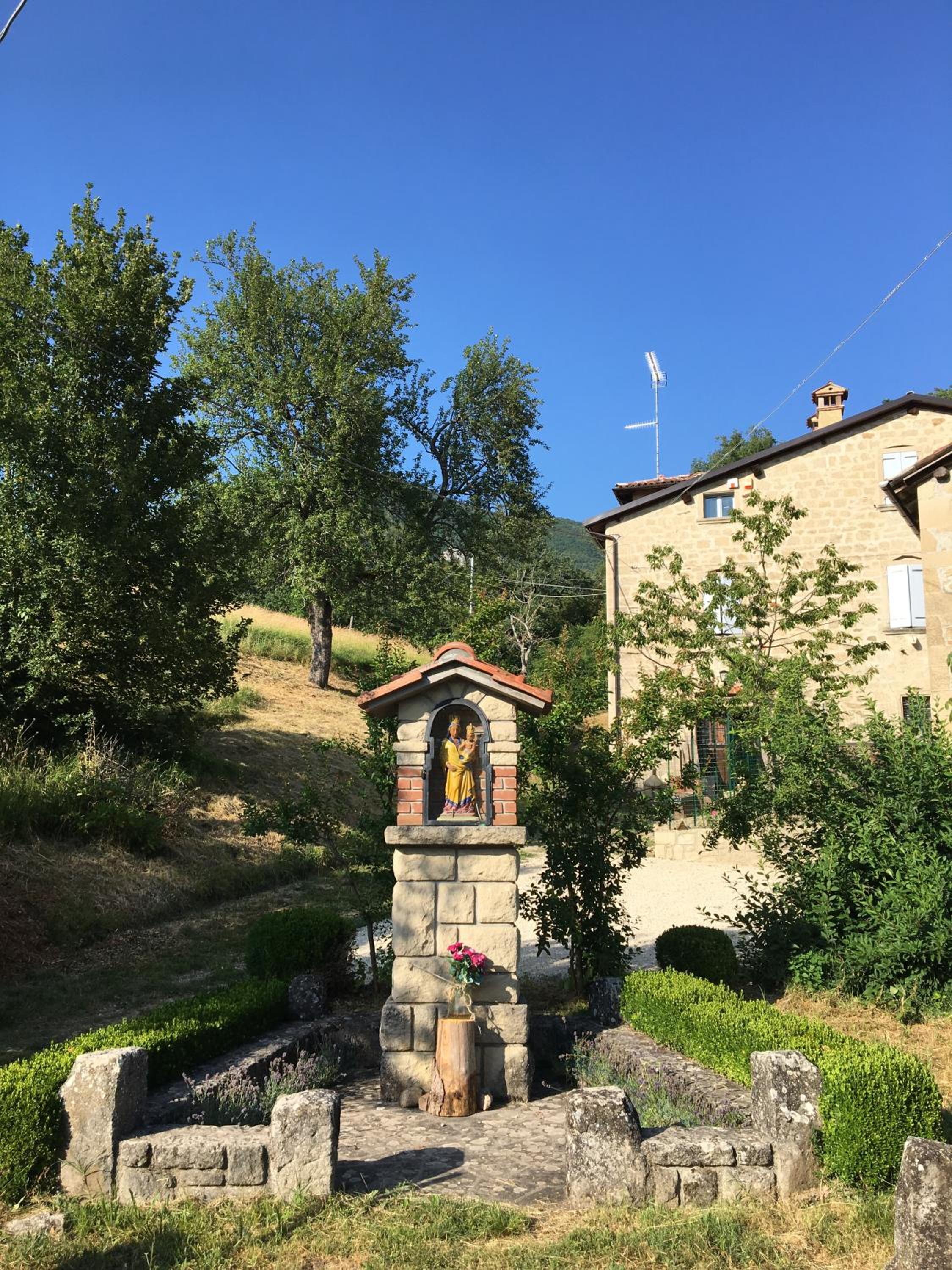 A 5 min dalla Rocchetta Mattei - B&B Antico Mulino view 3