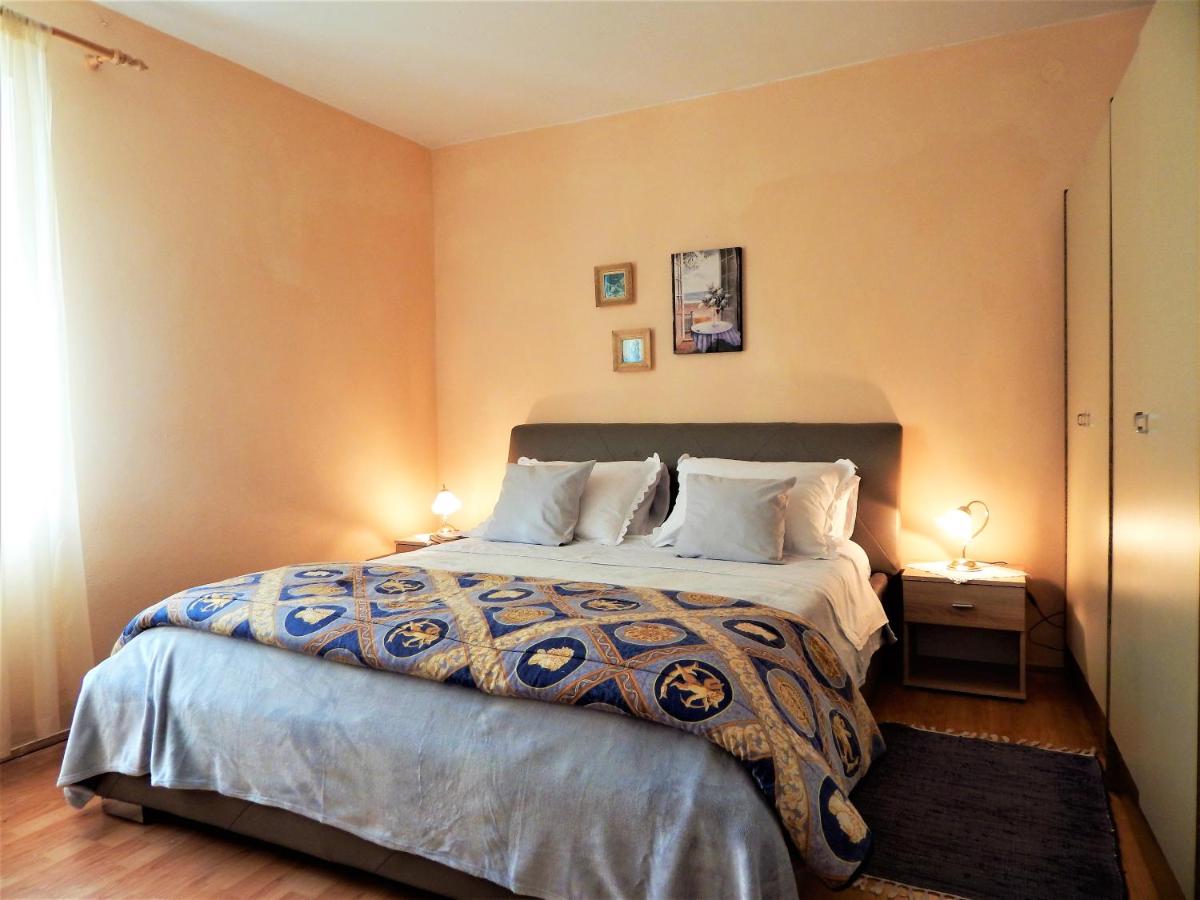 Apartment Marijeta Kaštela view 4
