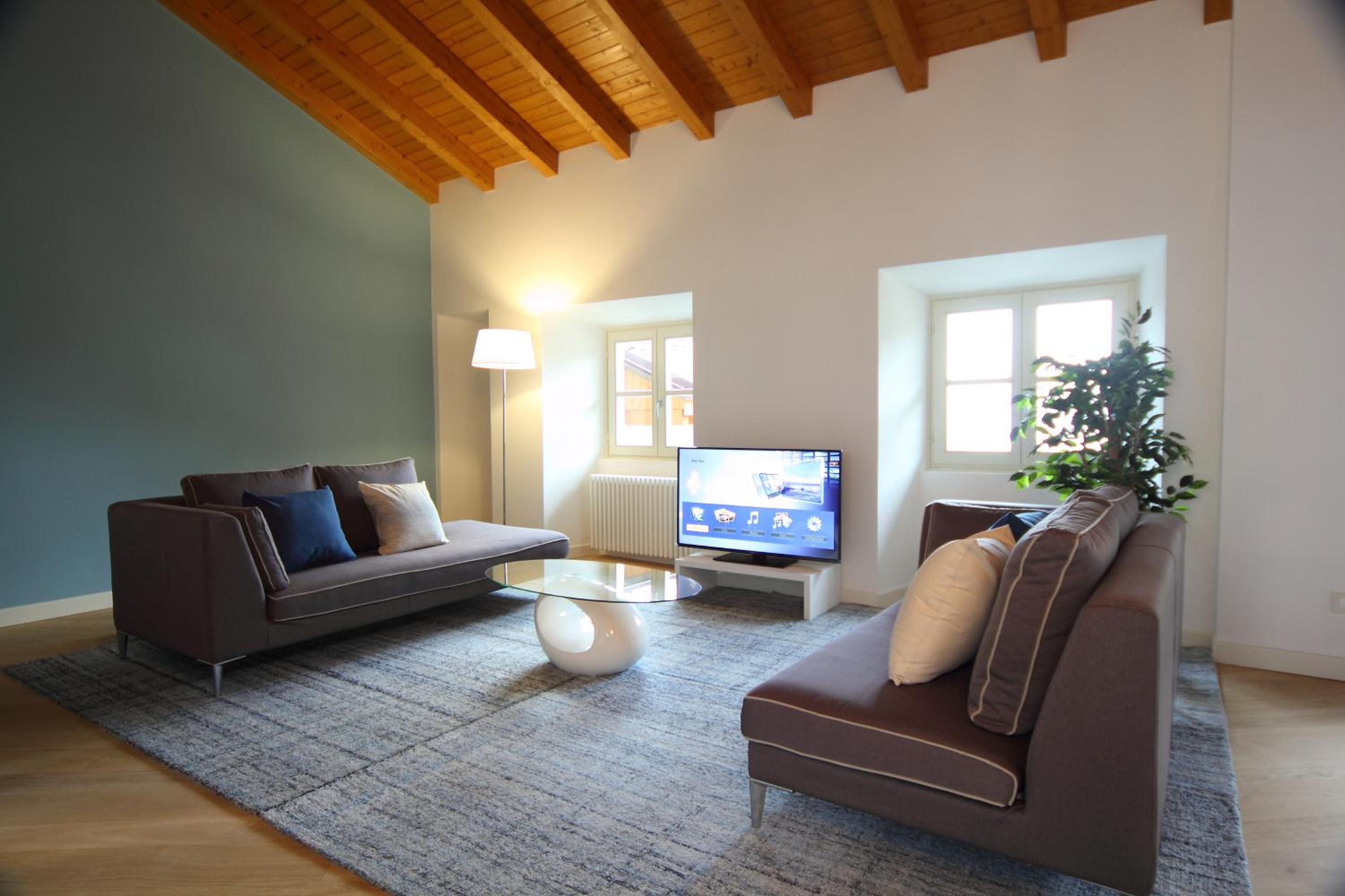 Verbania - Luxury Italy Apartments