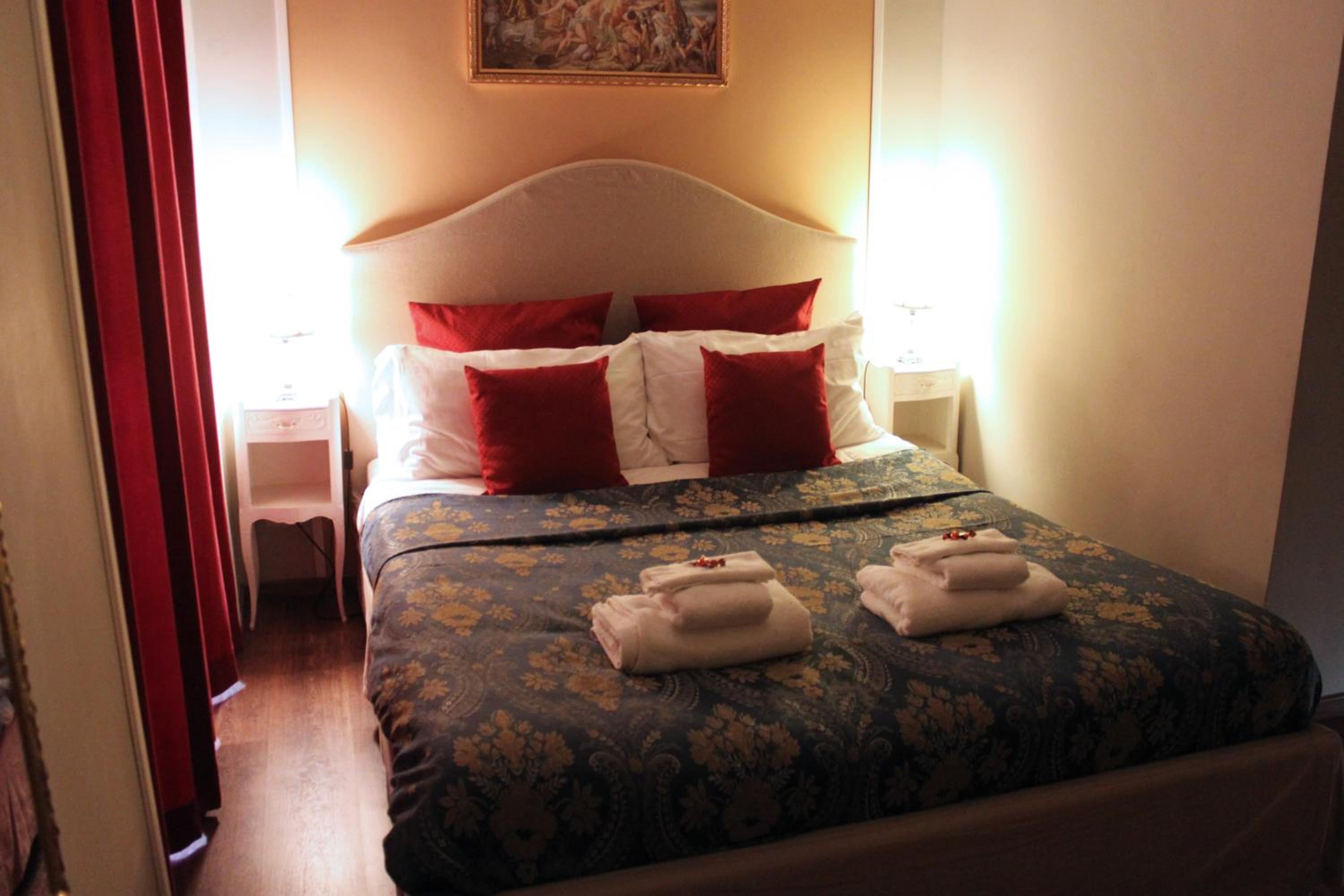 Raphael Rooms