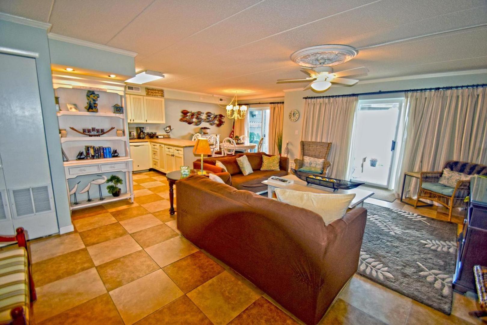 Harbour Island 102M Condo