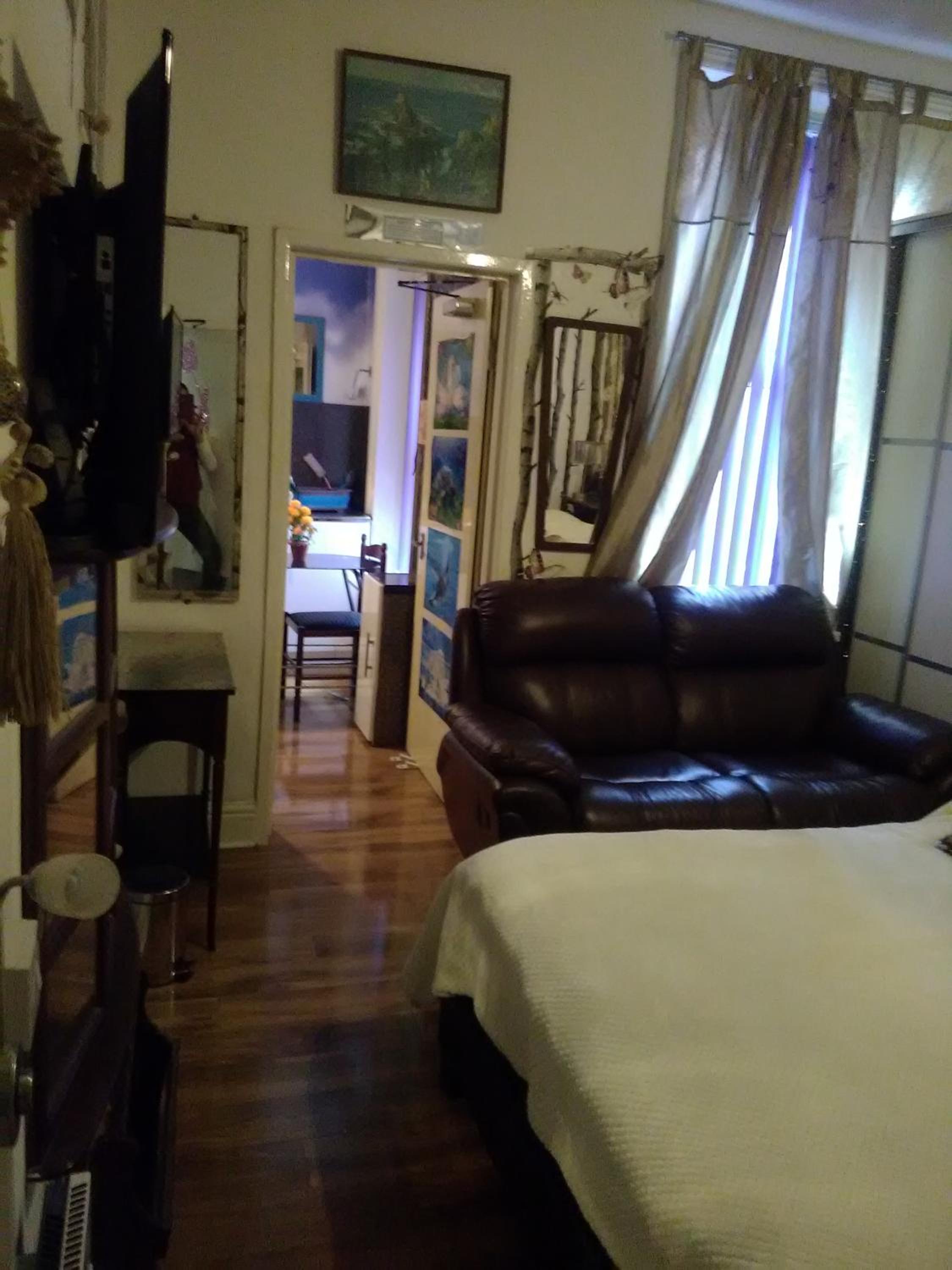 K.k's North Station Self catering holiday apartments