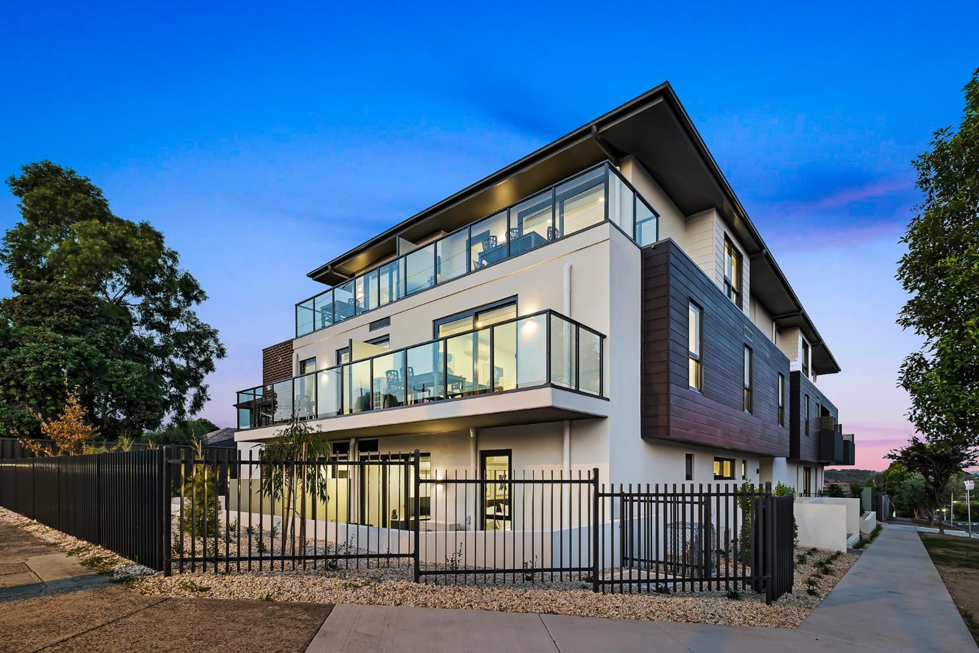 Miscellaneous Market Vacations - Manhattan Apartments - Notting Hill - Property Image 1