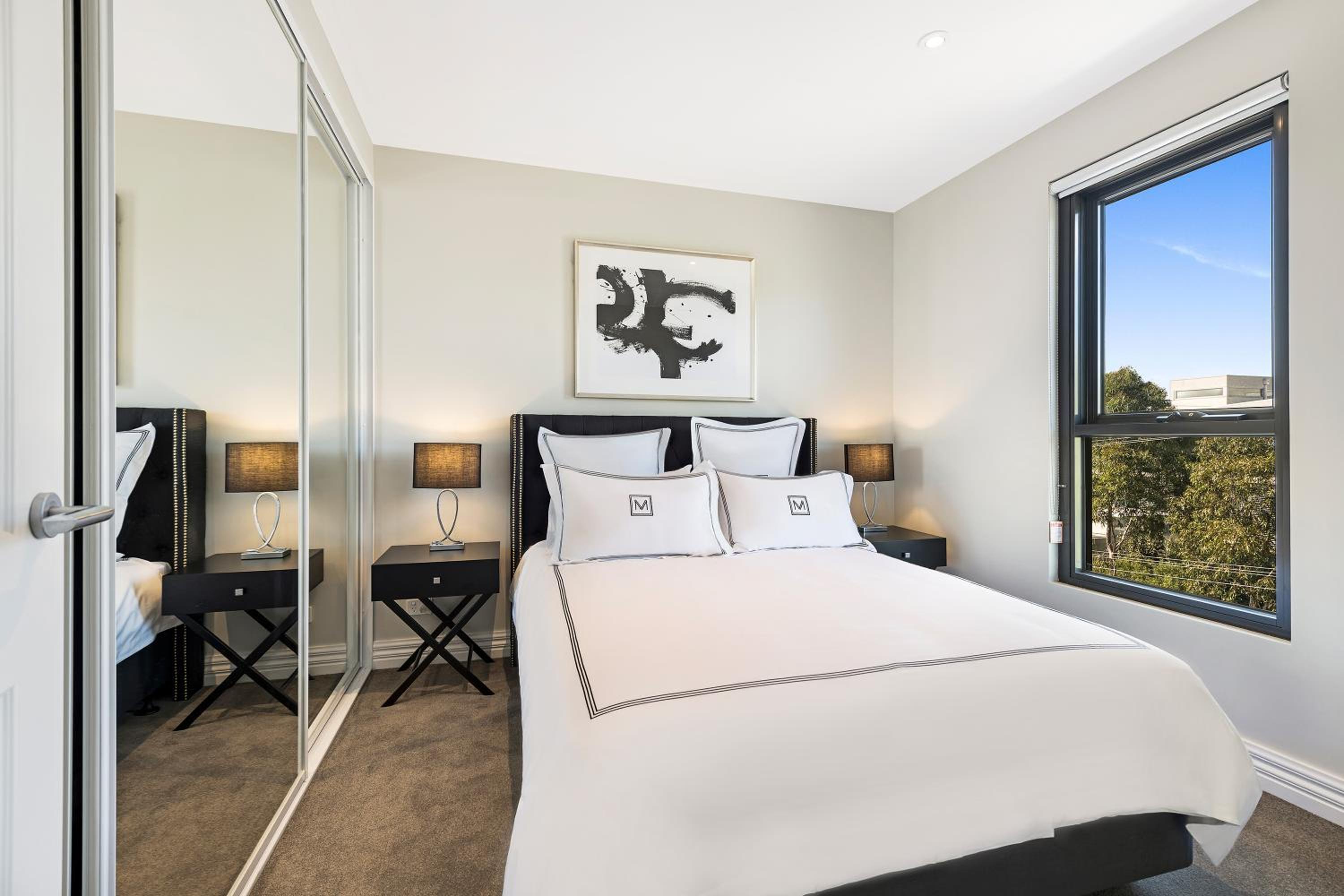 Miscellaneous Market Vacations - Manhattan Apartments - Notting Hill - Property Image 2