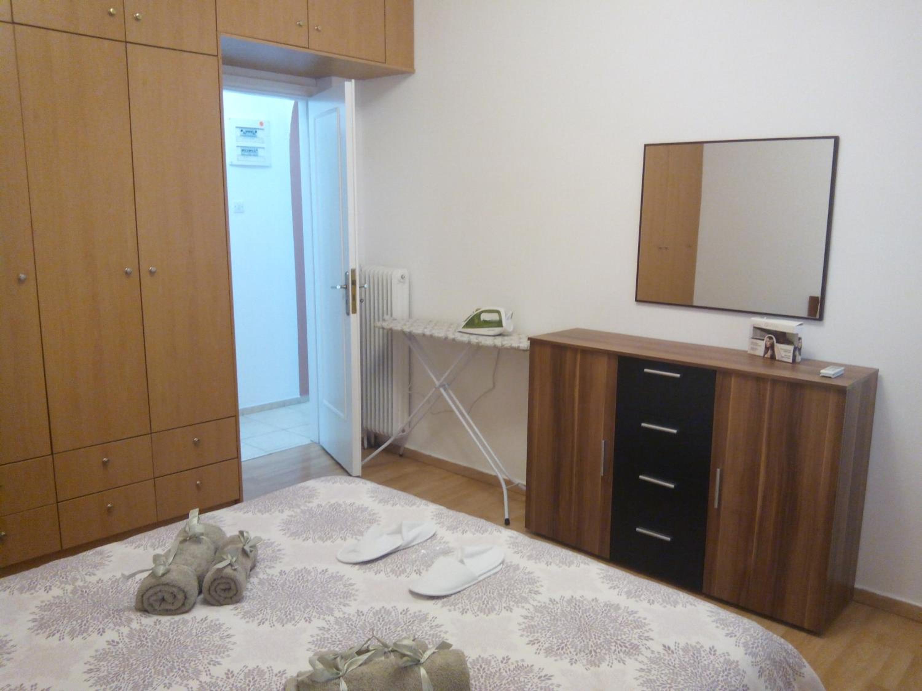 Manolitos Apartments 5