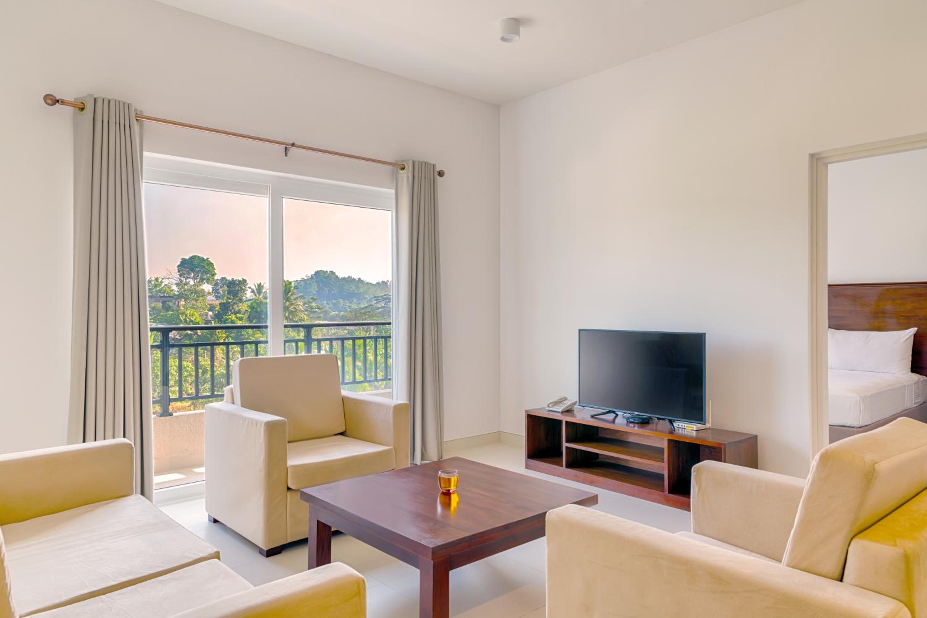 Fairway Sunset Serviced Apartments view 2