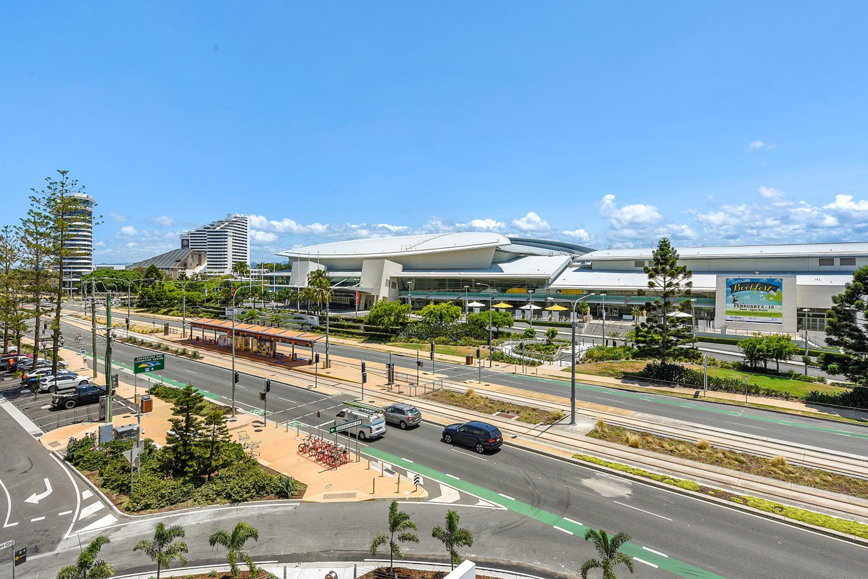 Qube Broadbeach Ocean View Apartments