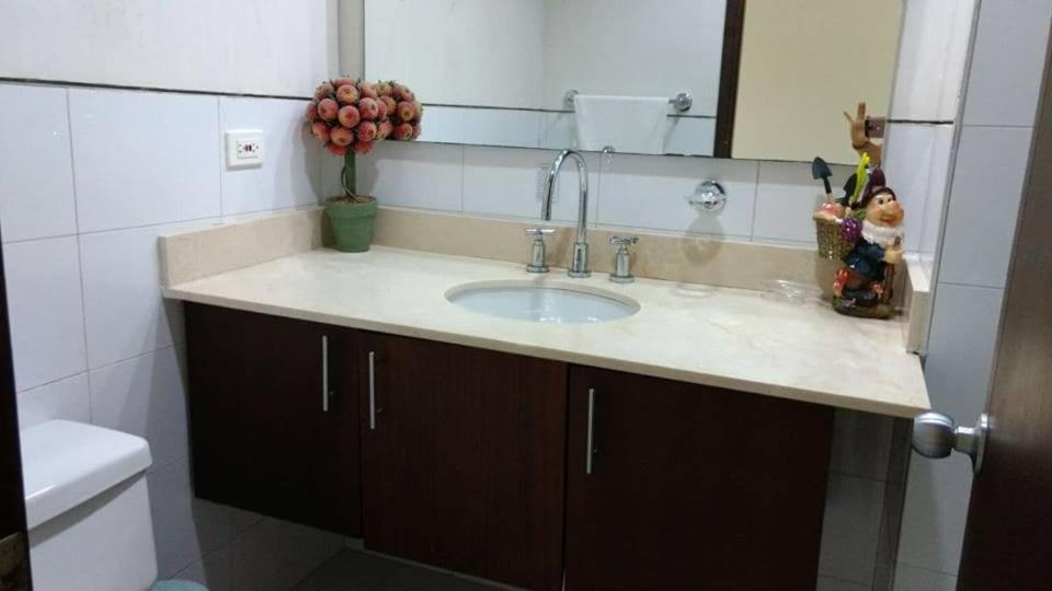 Apartamento Frente a la Playa Morros 922