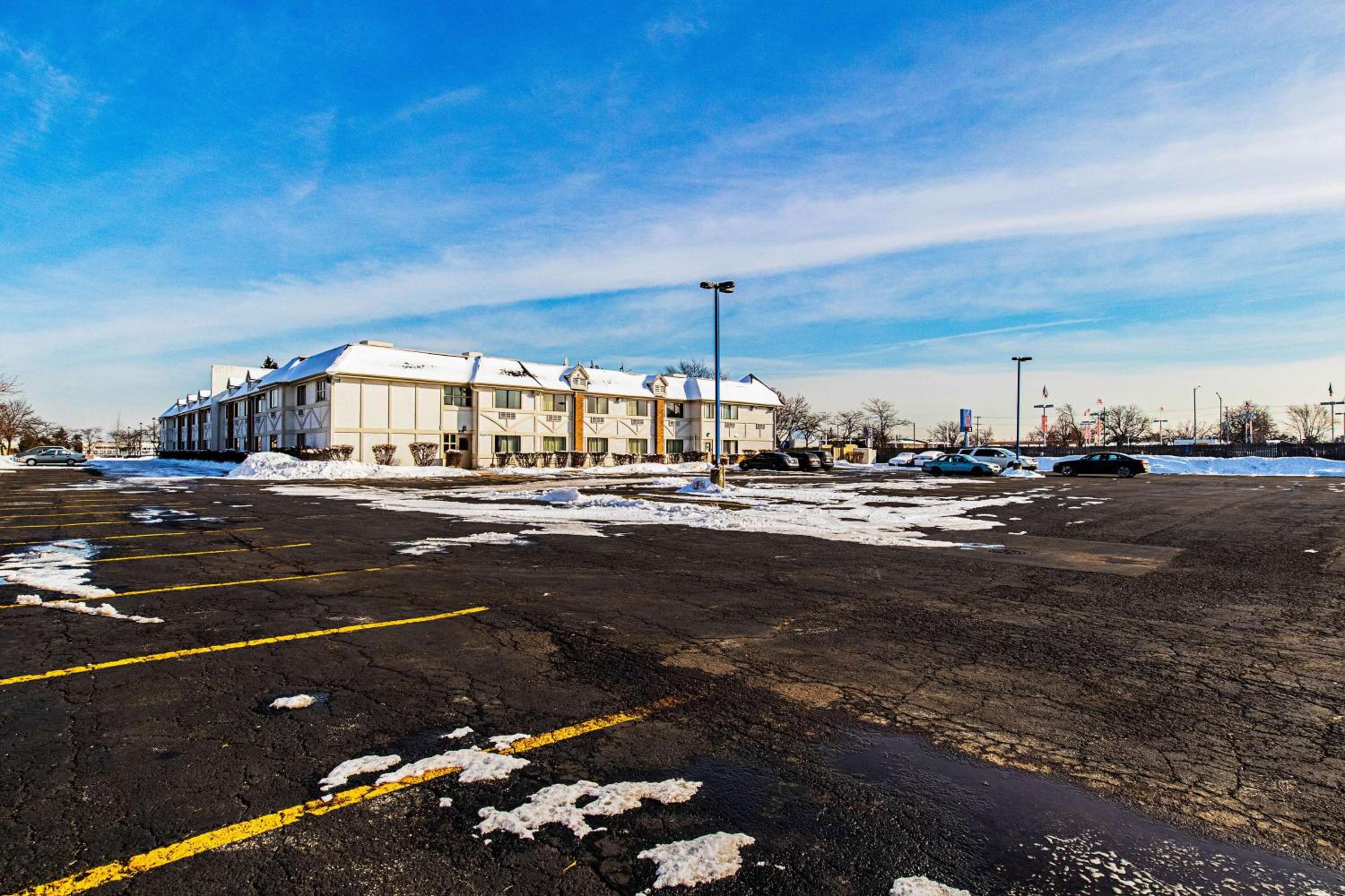 Motel 6-Palatine, IL - Chicago Northwest