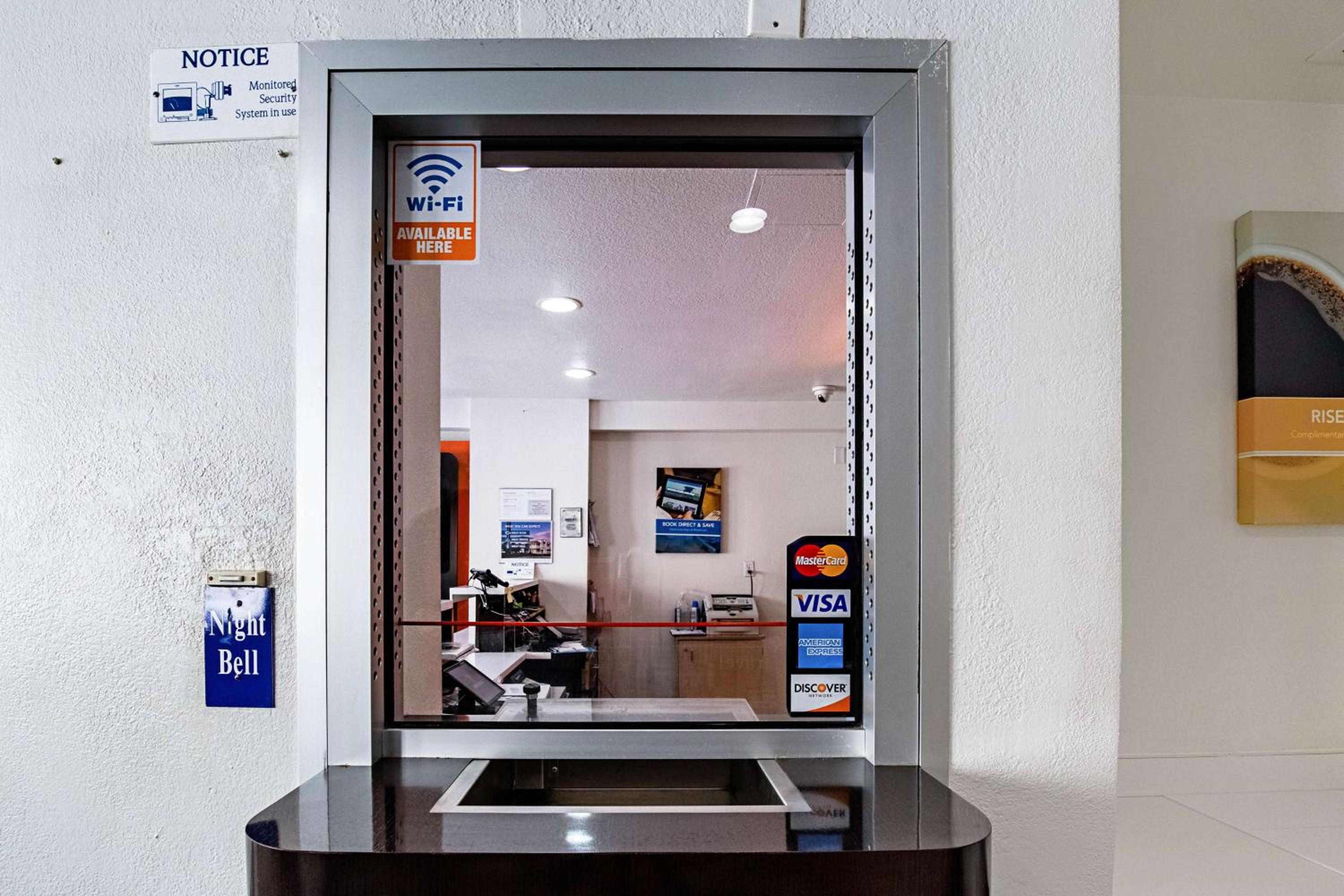 Motel 6-Palatine, IL - Chicago Northwest