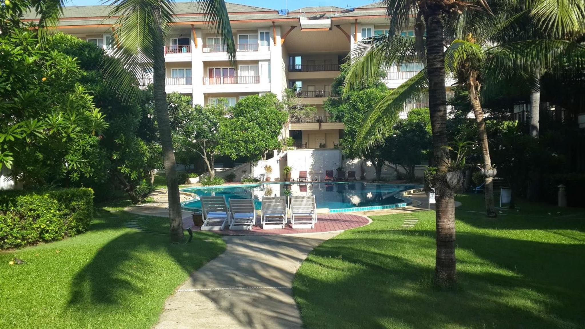 Baan Talay Samran 4 Bedrooms Villa with Beach and 3 pools view 3