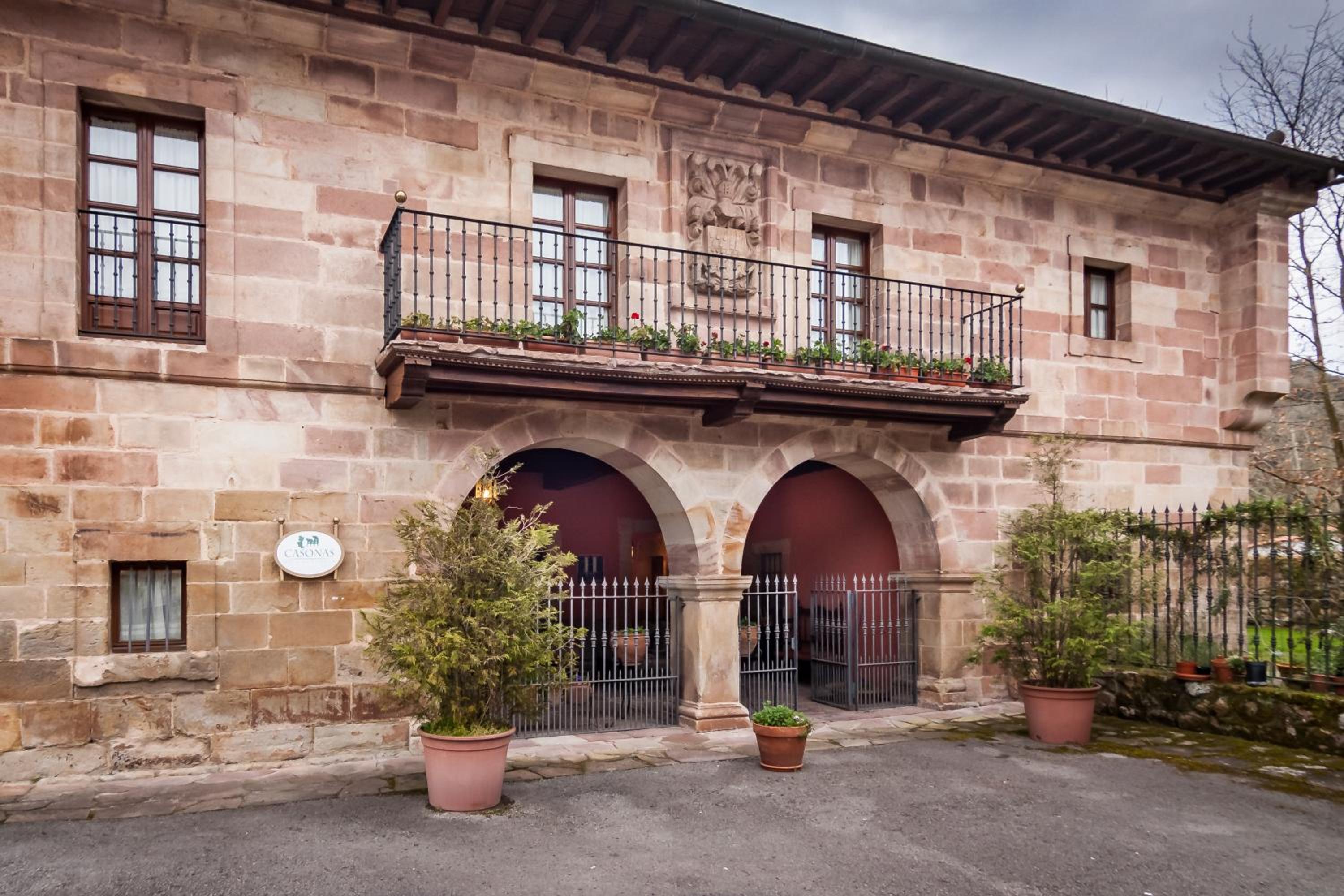 Casona De La Salceda