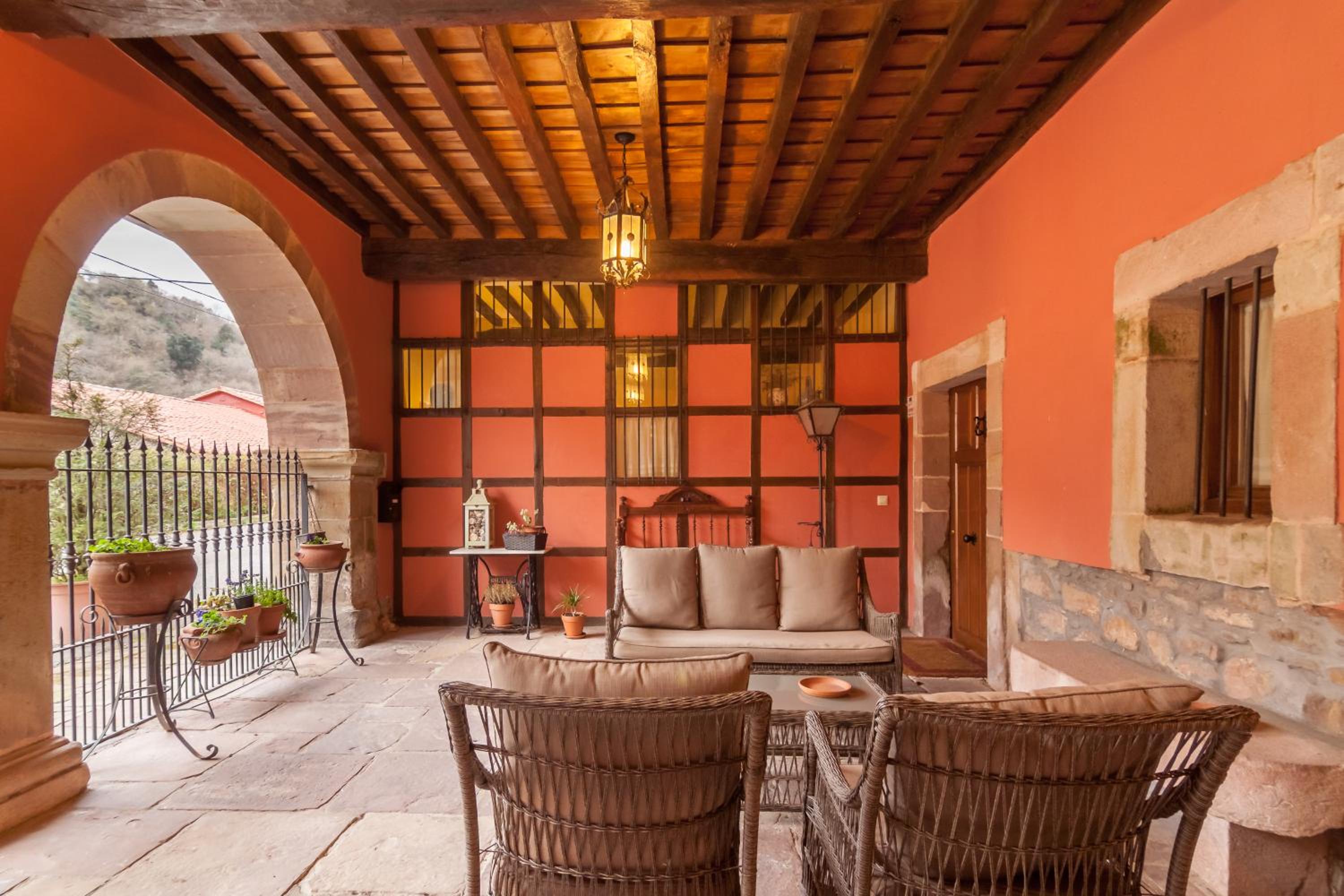 Casona De La Salceda