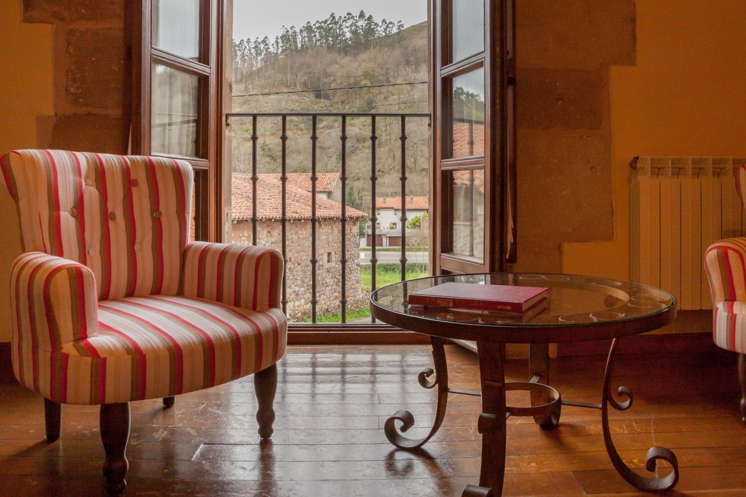 Casona De La Salceda