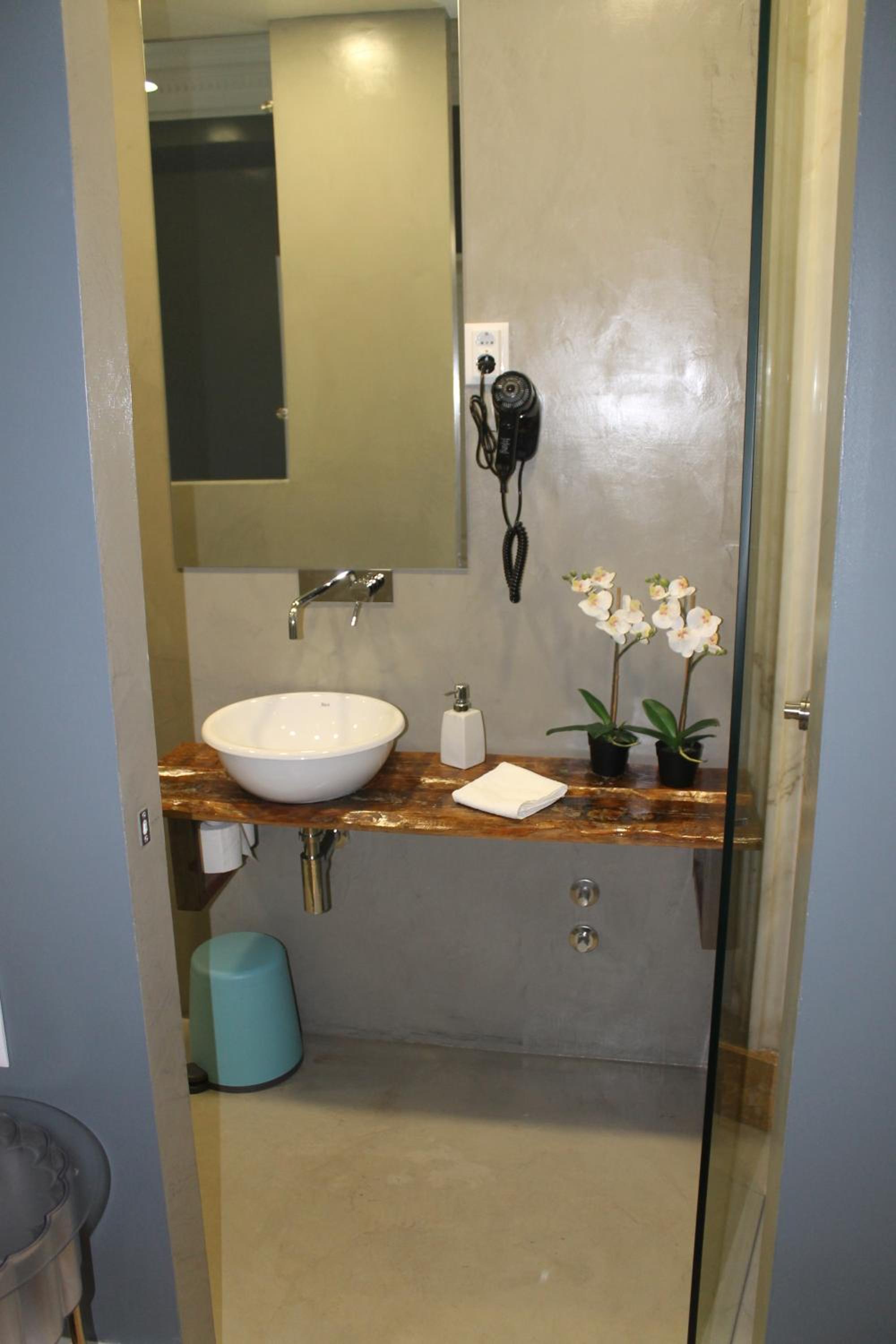 Photo 49