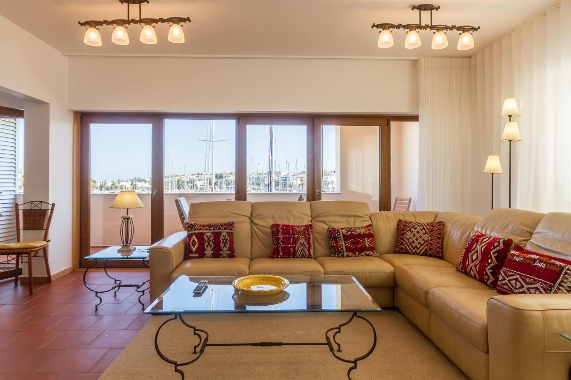 Marina Starboard Apartment, Lagos