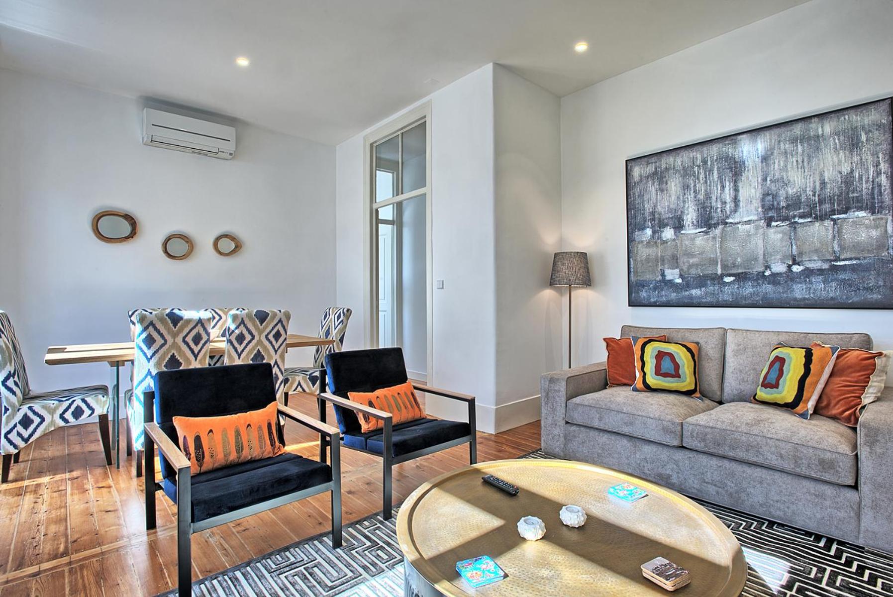 MyPlaceLisbon - Luxury Trindade III view 2