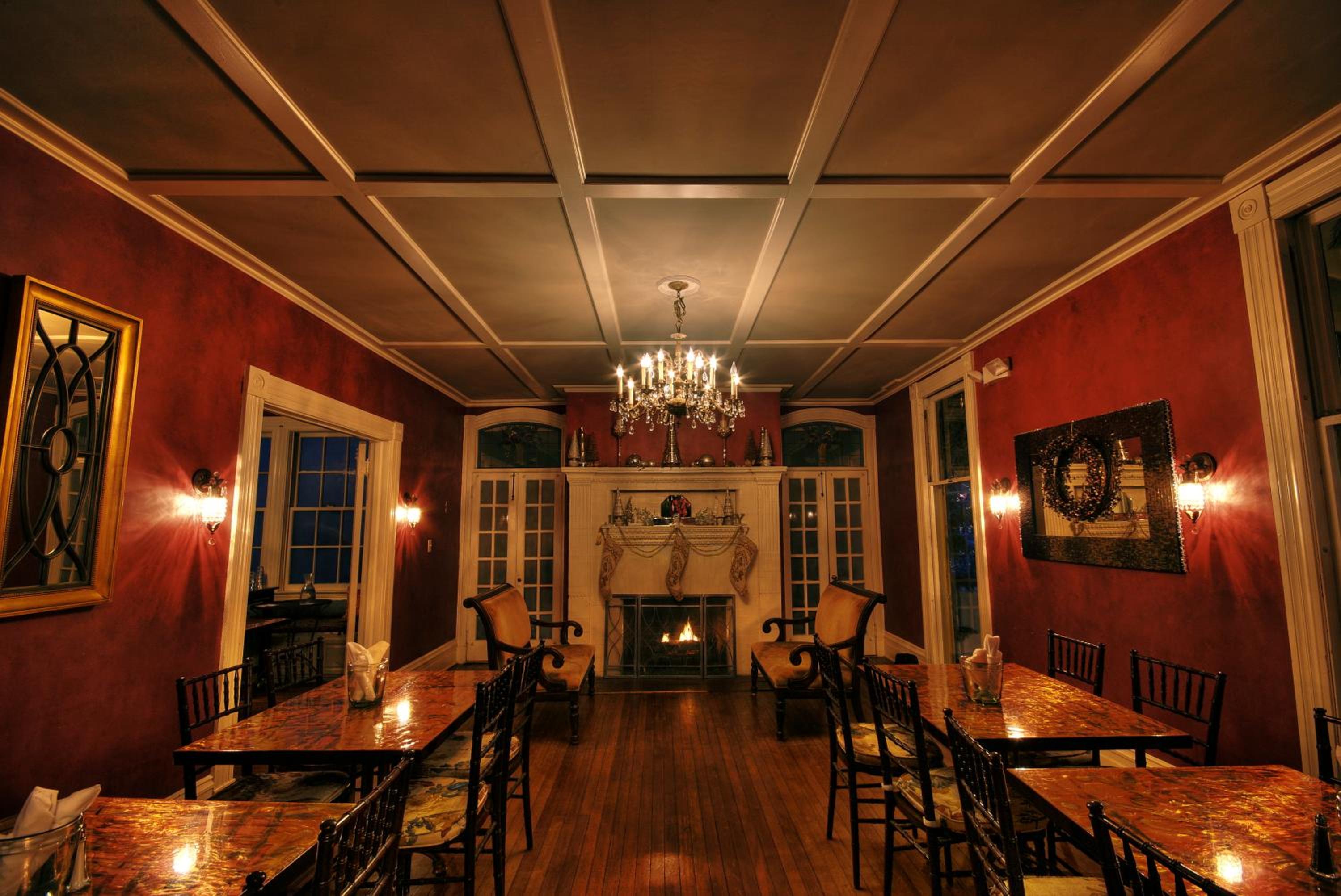 Vandiver Inn