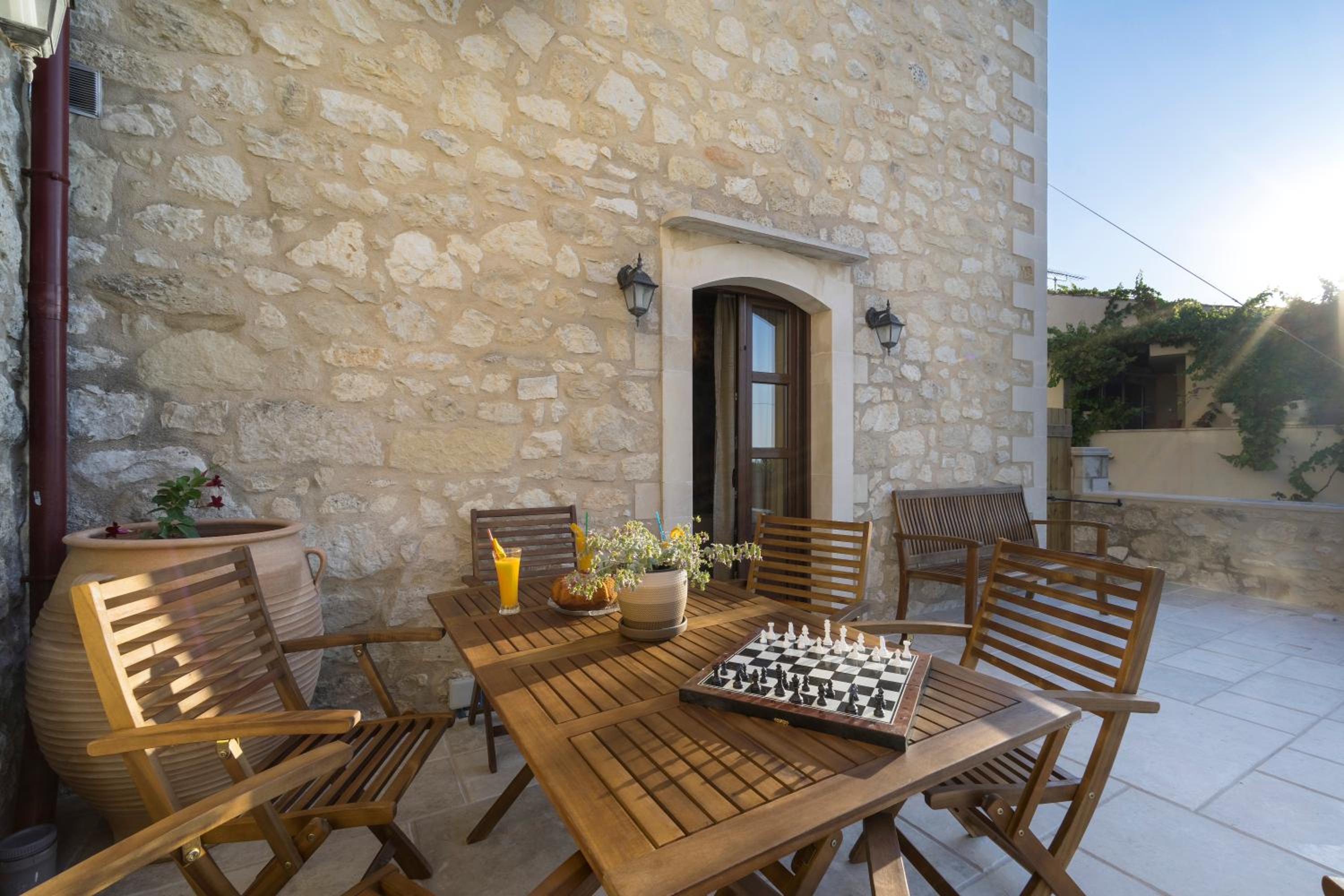 Villa Kaladare - Private Pool & Quiet Relaxing Stay