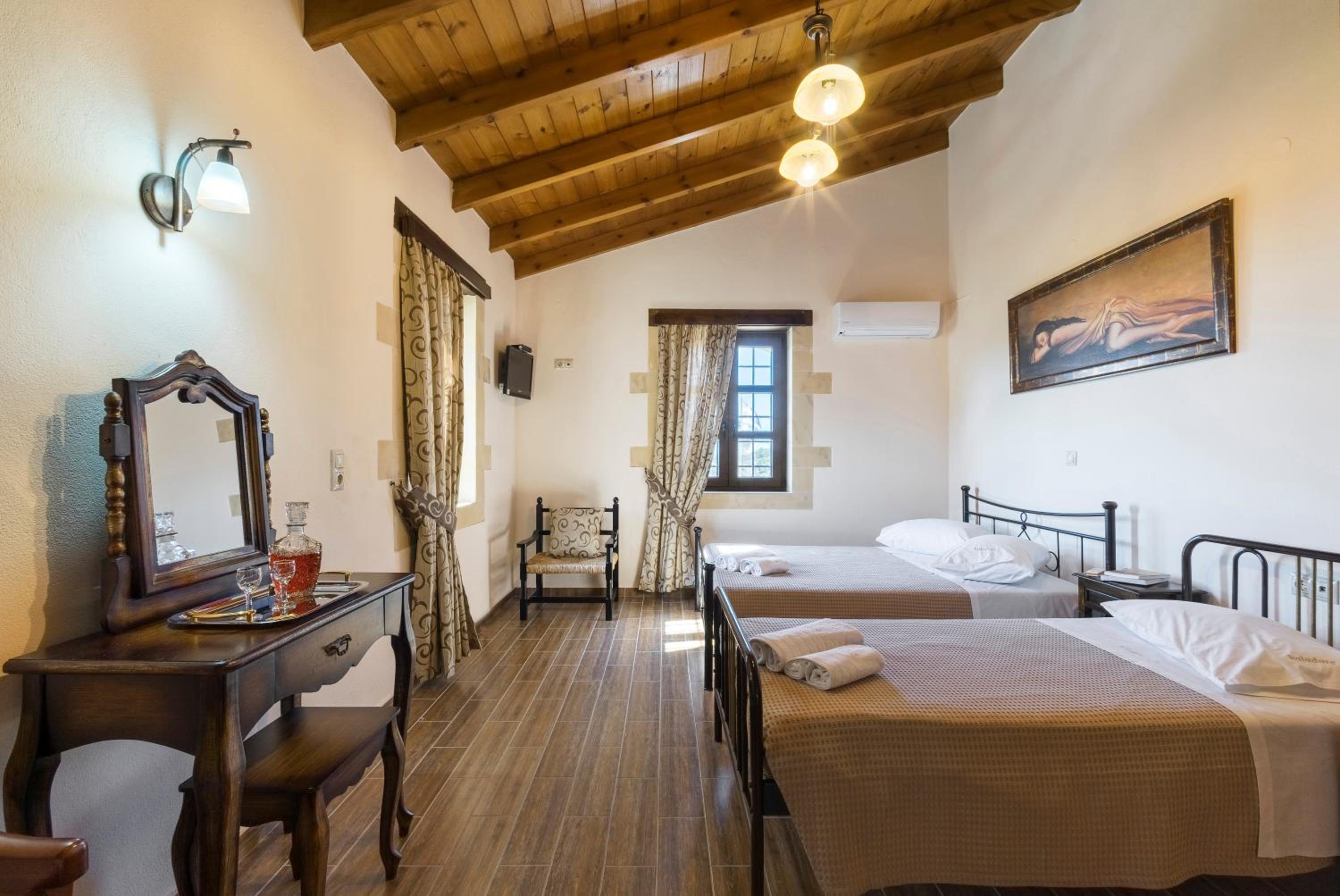Villa Kaladare - Private Pool & Quiet Relaxing Stay