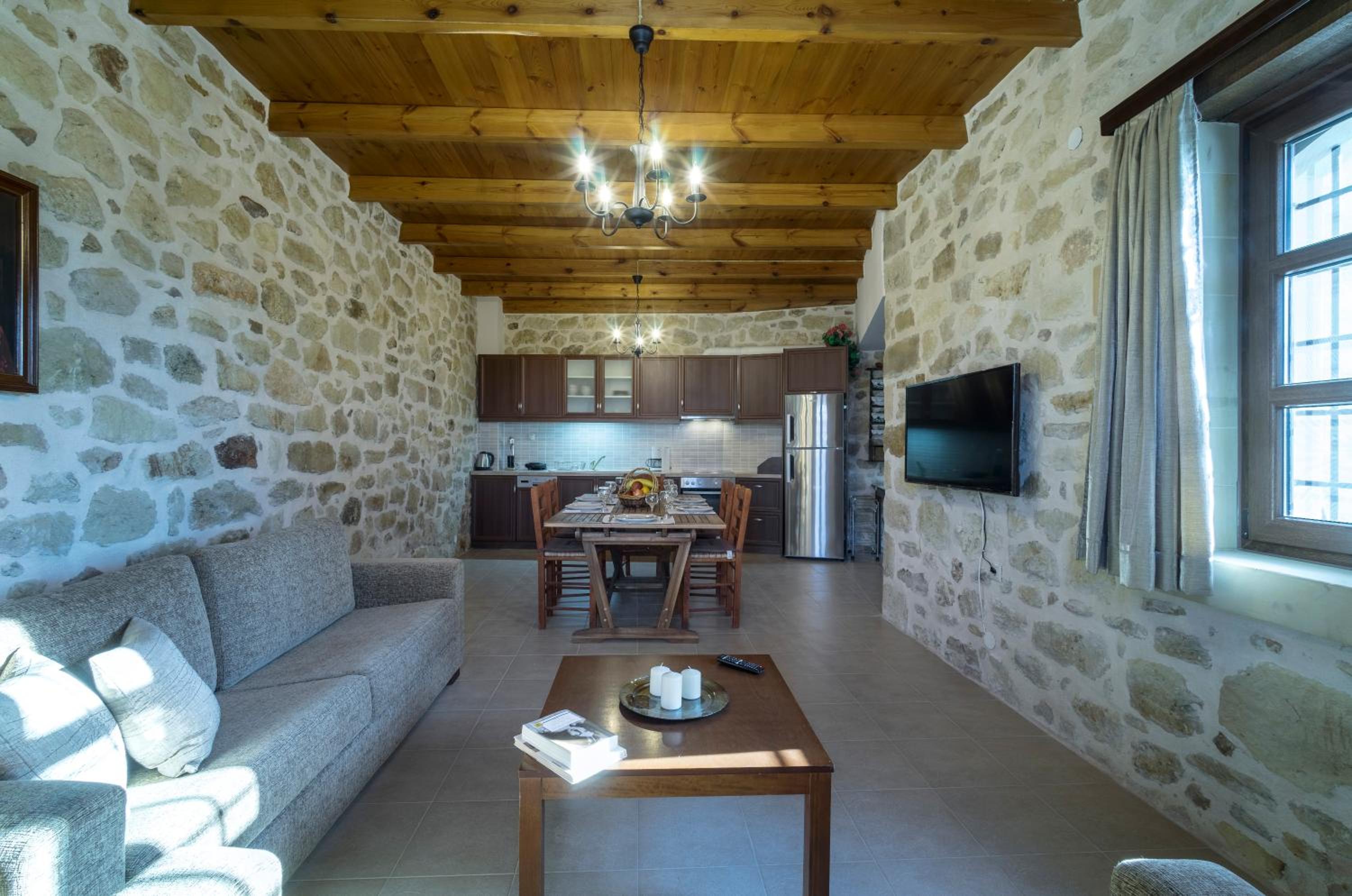 Villa Kaladare - Private Pool & Quiet Relaxing Stay