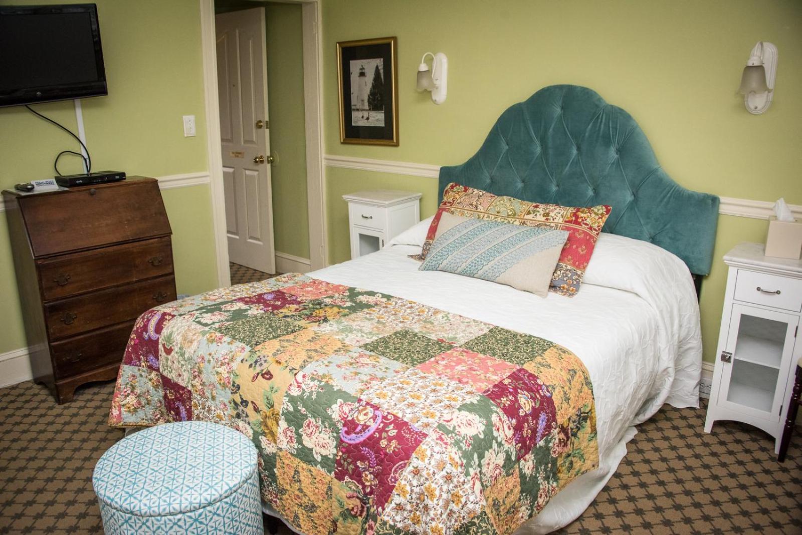 Vandiver Inn