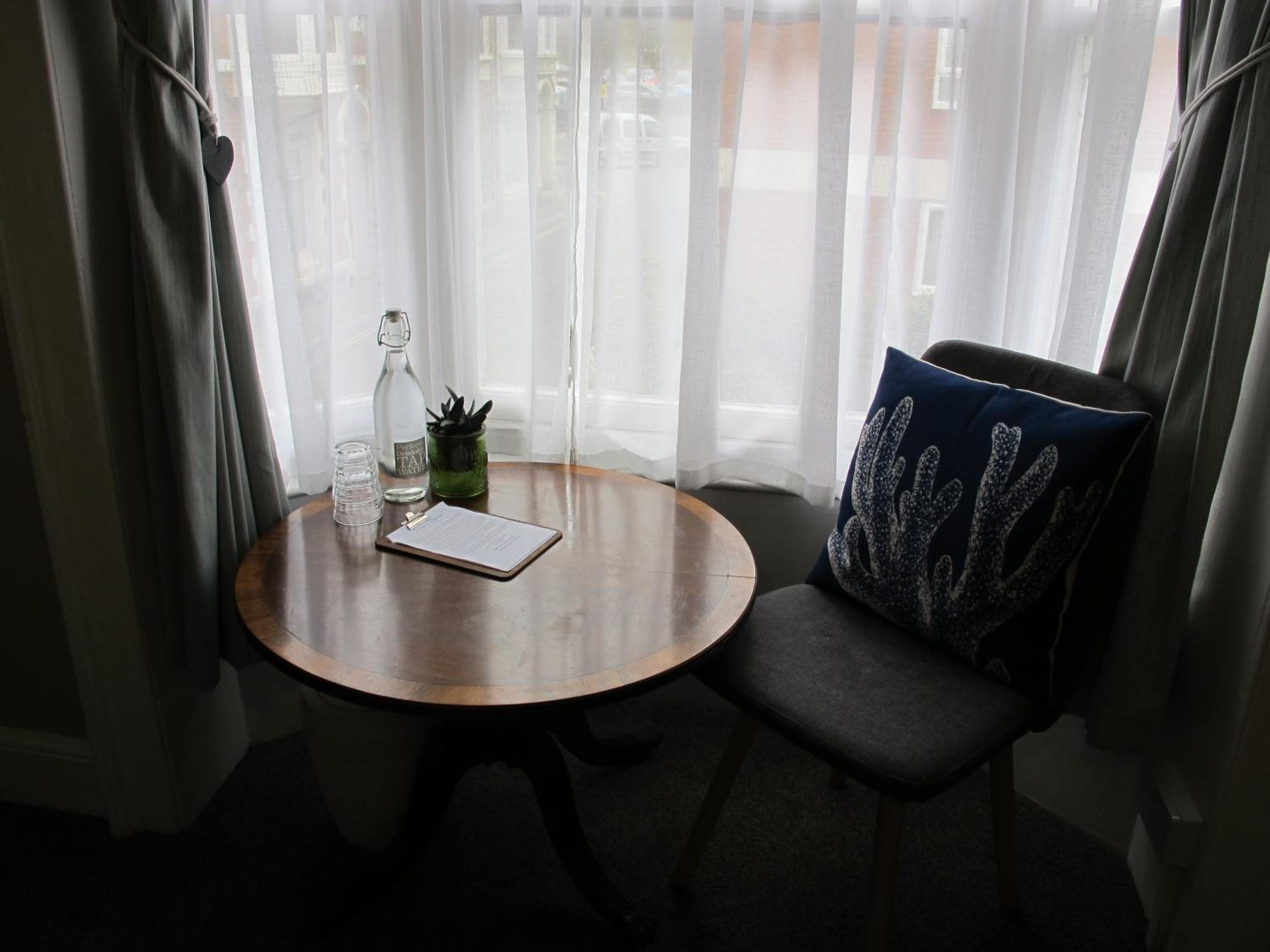 Stone's Throw Guest House