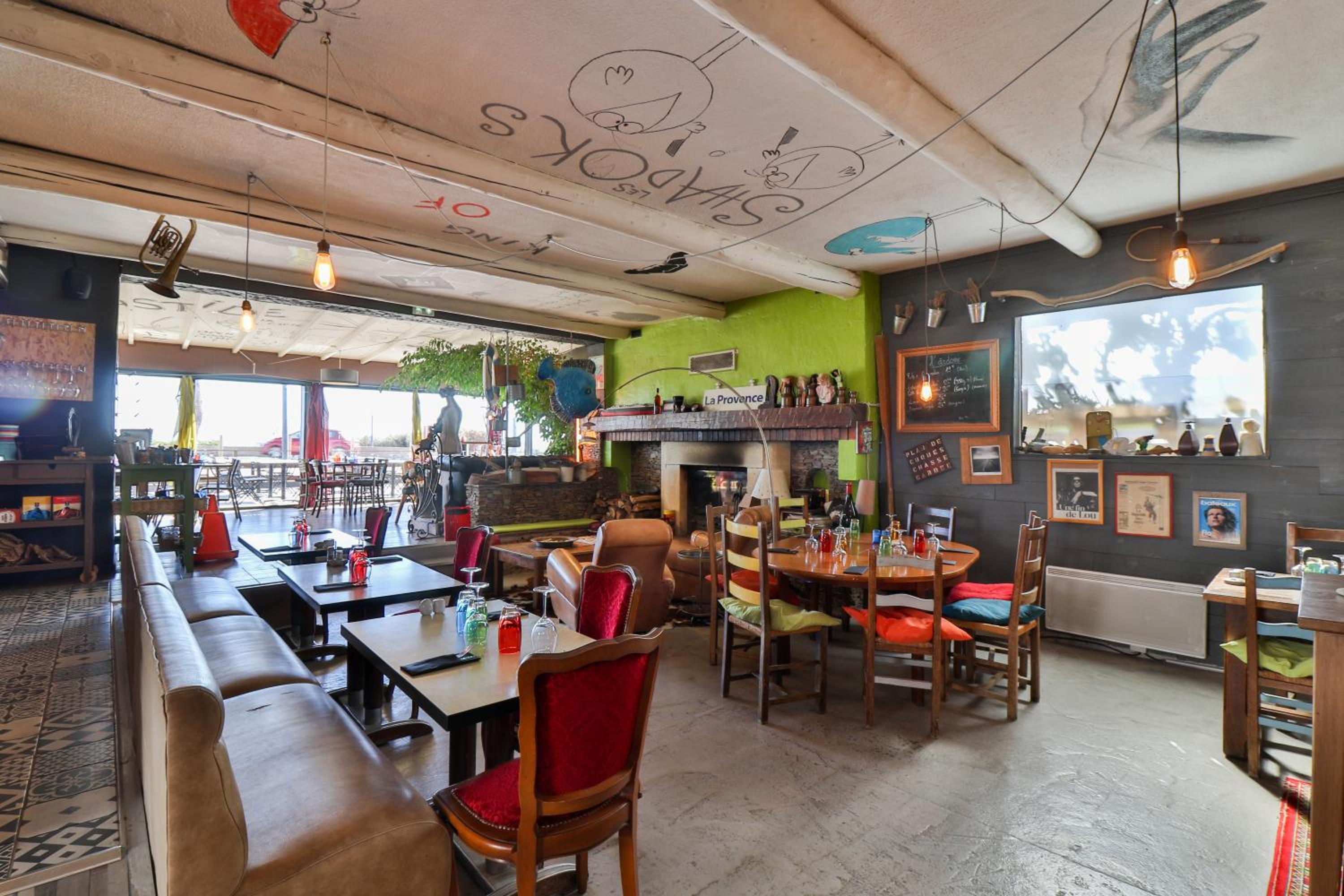 restaurant
