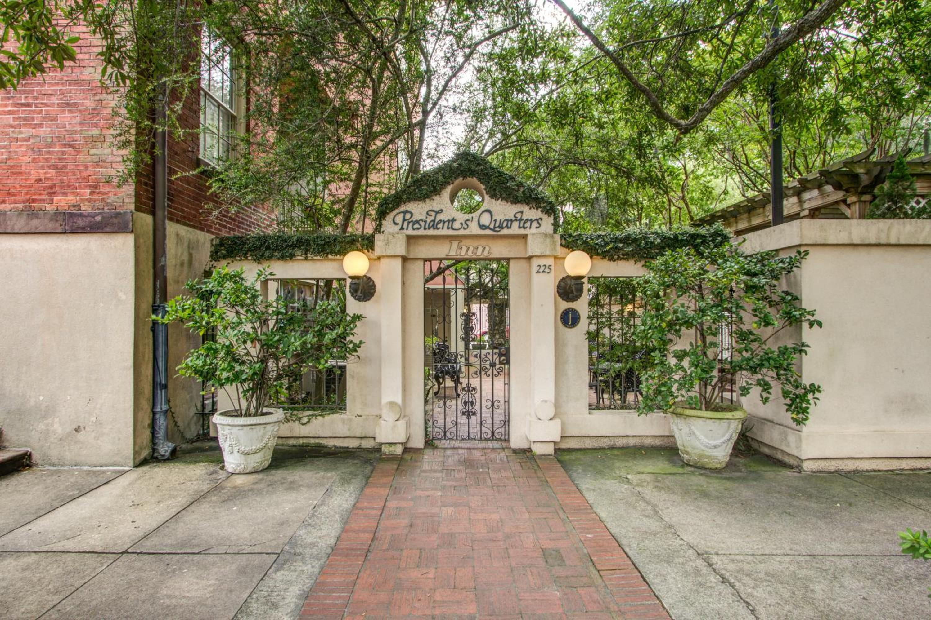 The Presidents' Quarters Inn