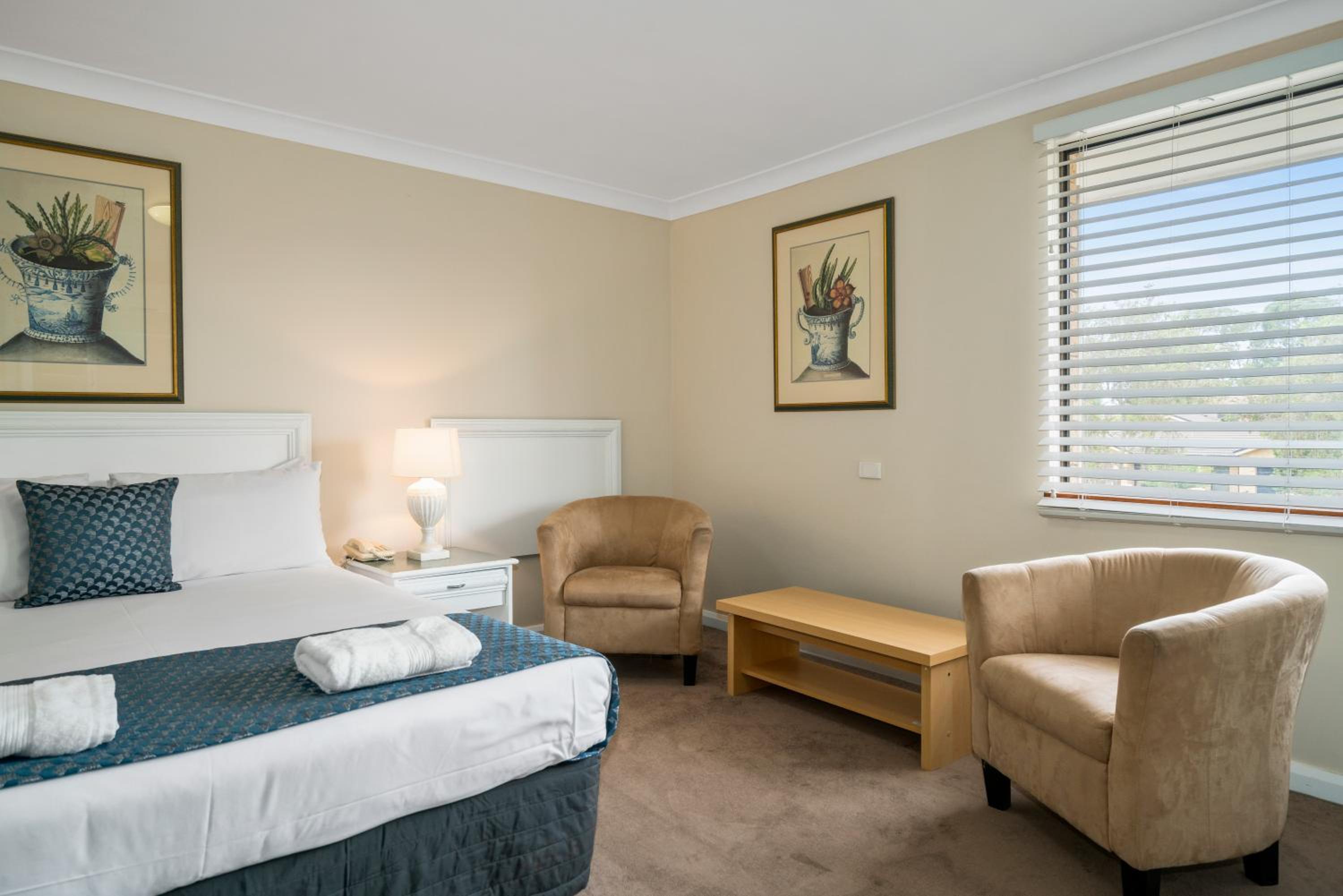 Garden City Motor Inn