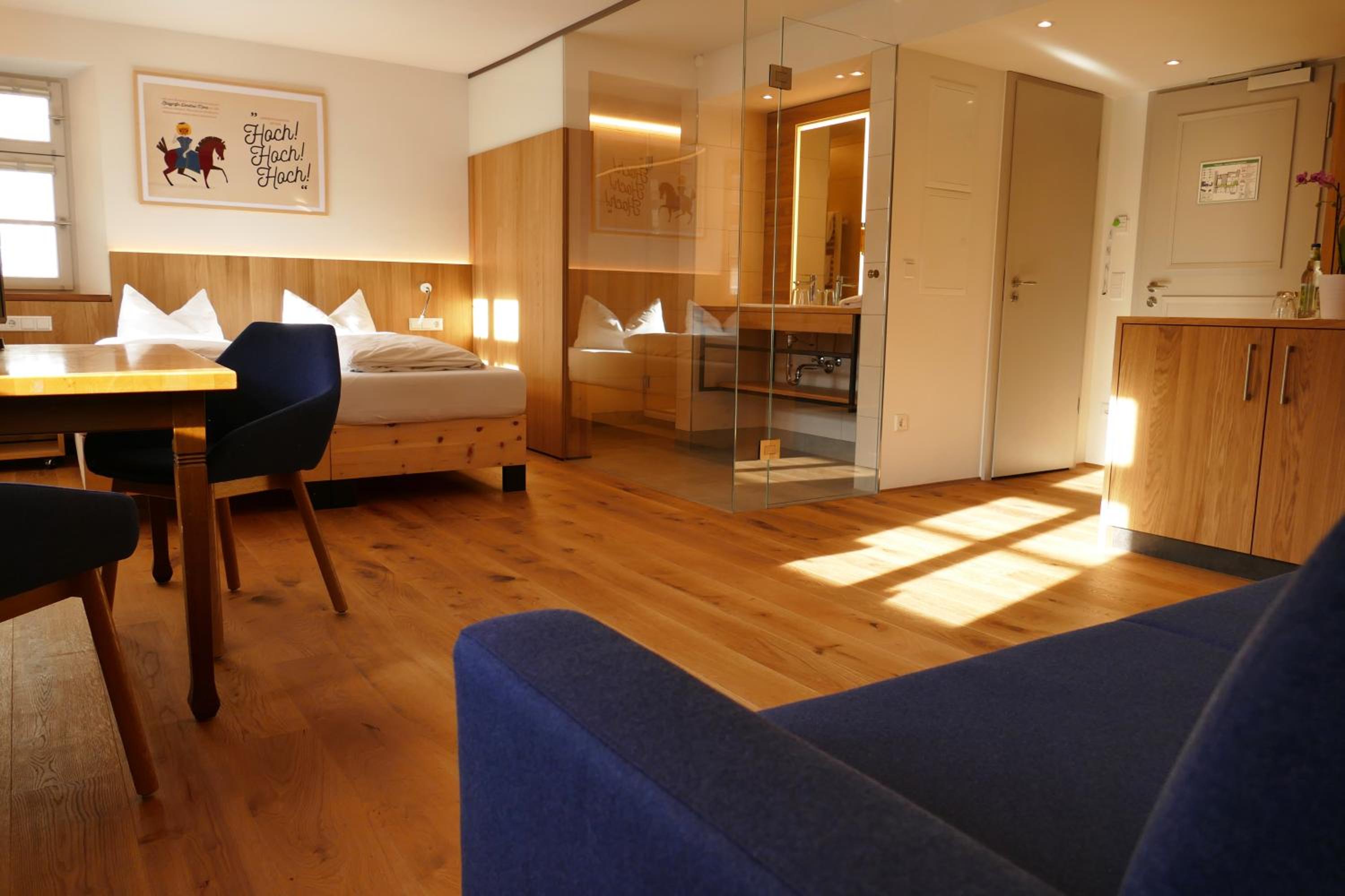 Hotel zum schwarzen Ross und Gutmann Zur Post