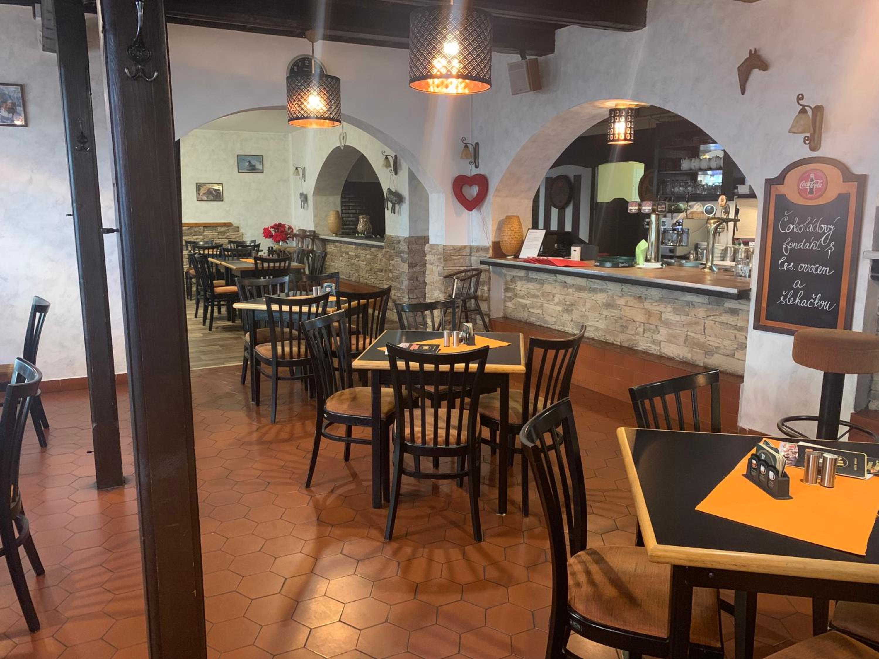 Penzion a Restaurace Na Jízdárně