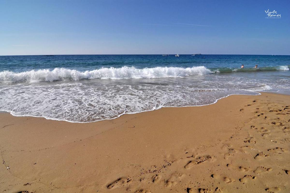 Villa Kouris view 5