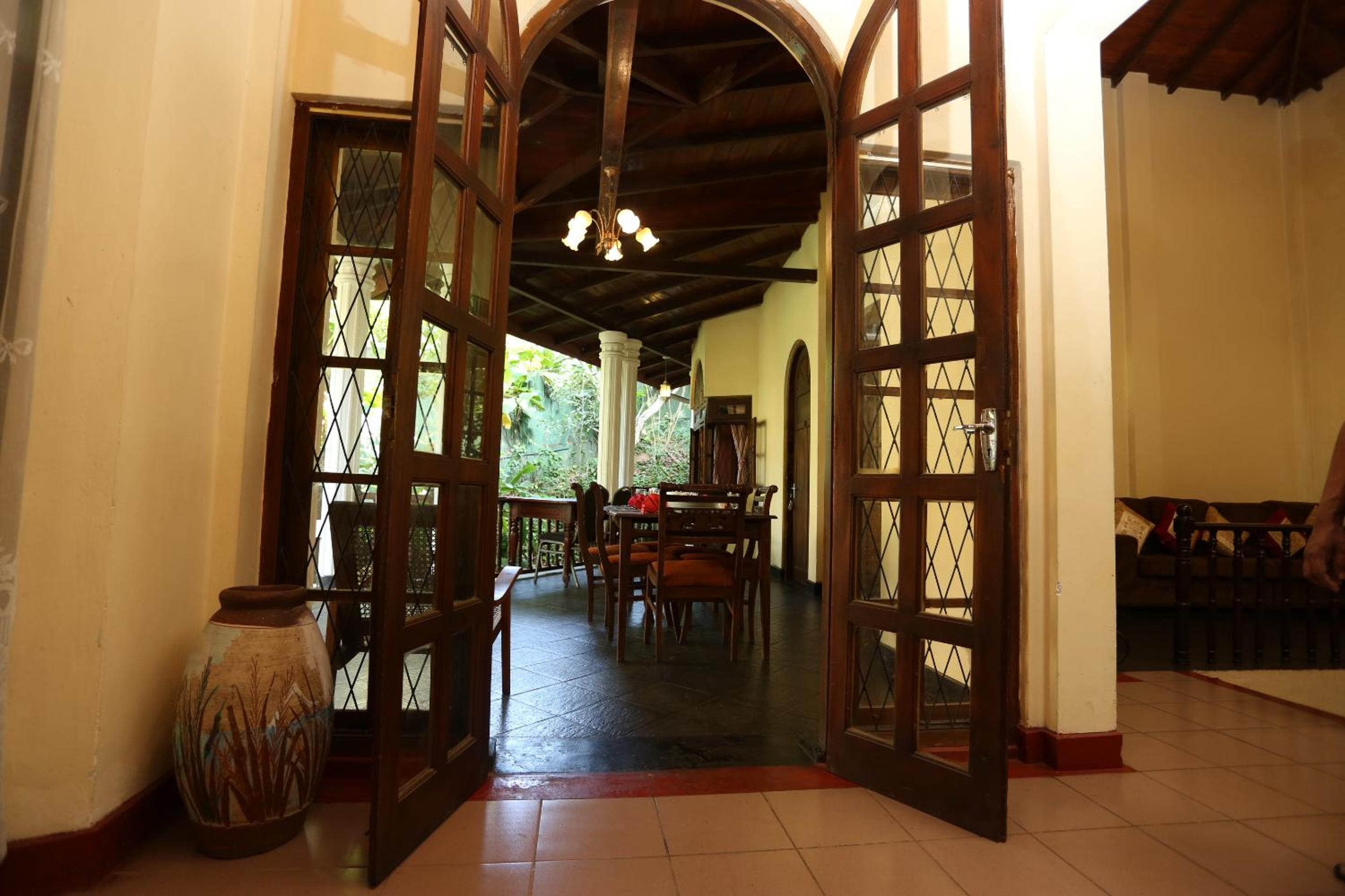 Tree Breeze Inn view 3