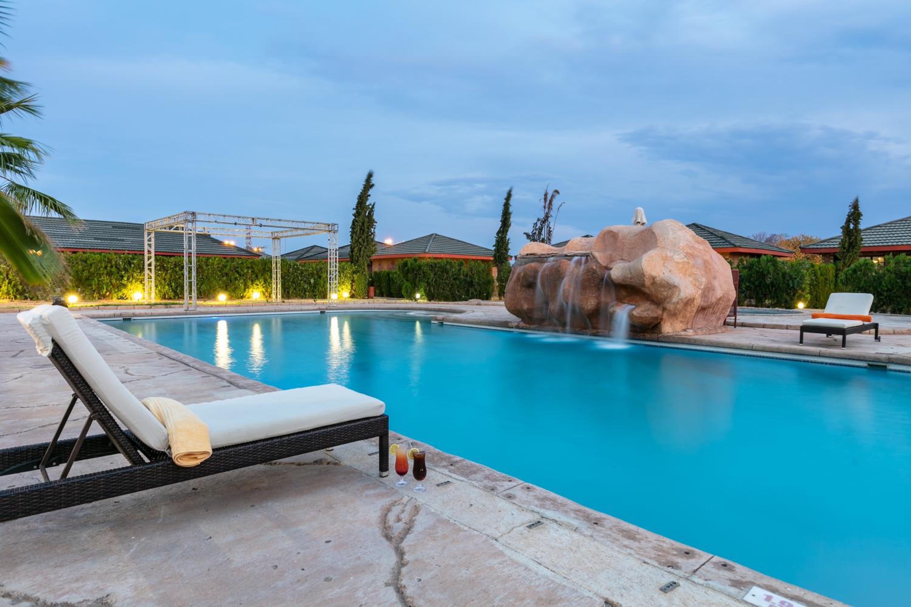 Pool & Wellness