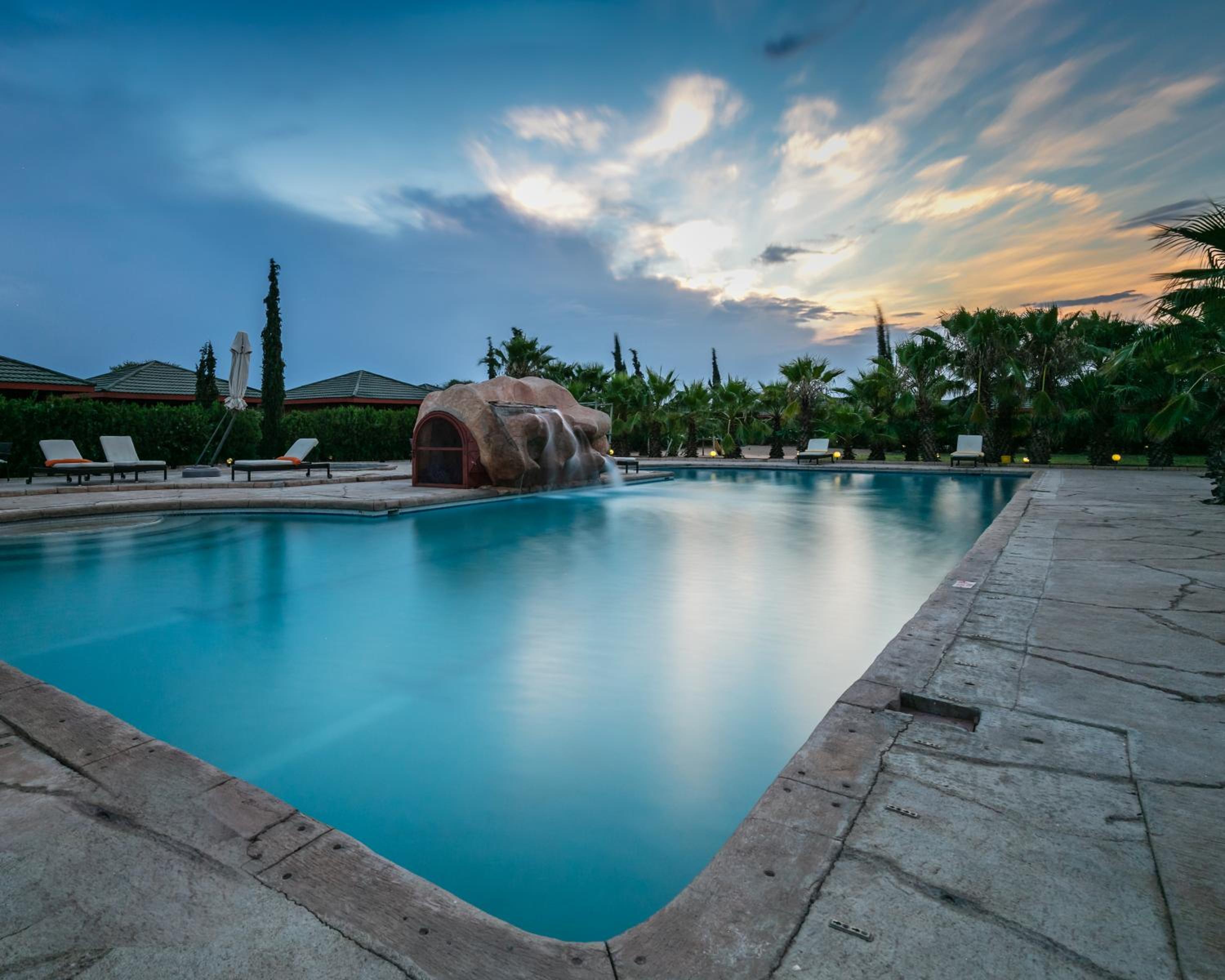 Pool & Wellness