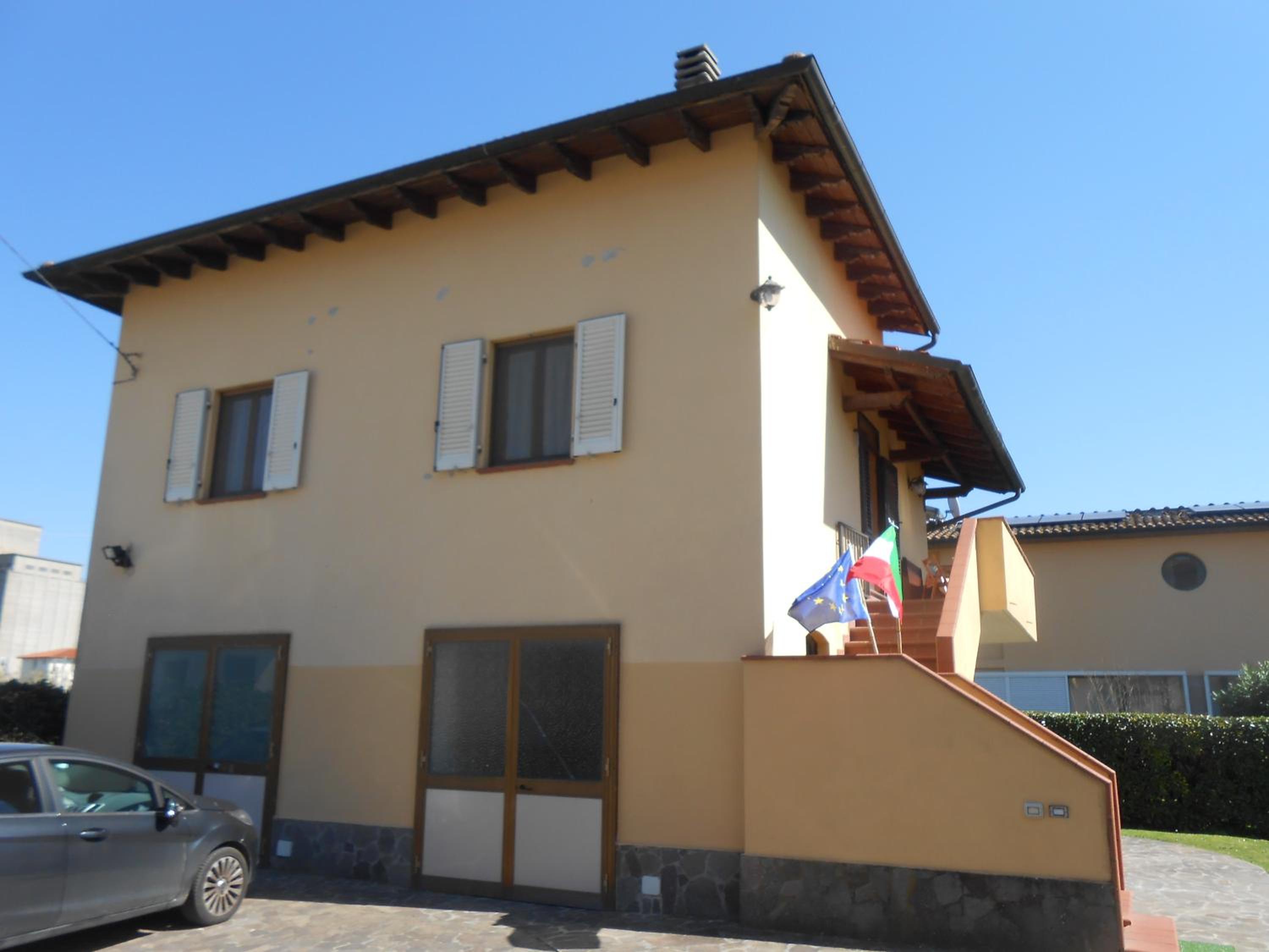 Photo 42
