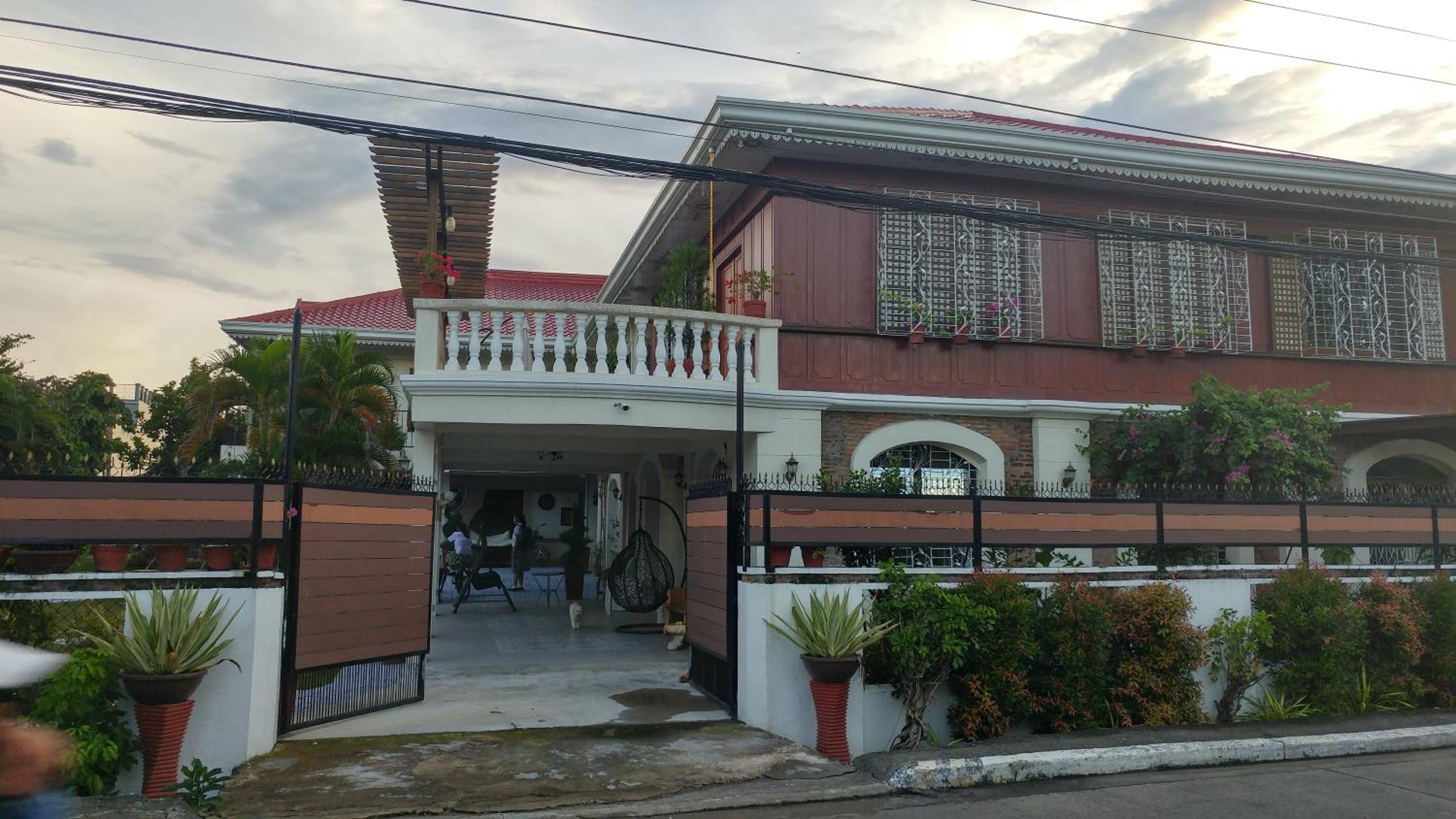 Casa Familya view 2