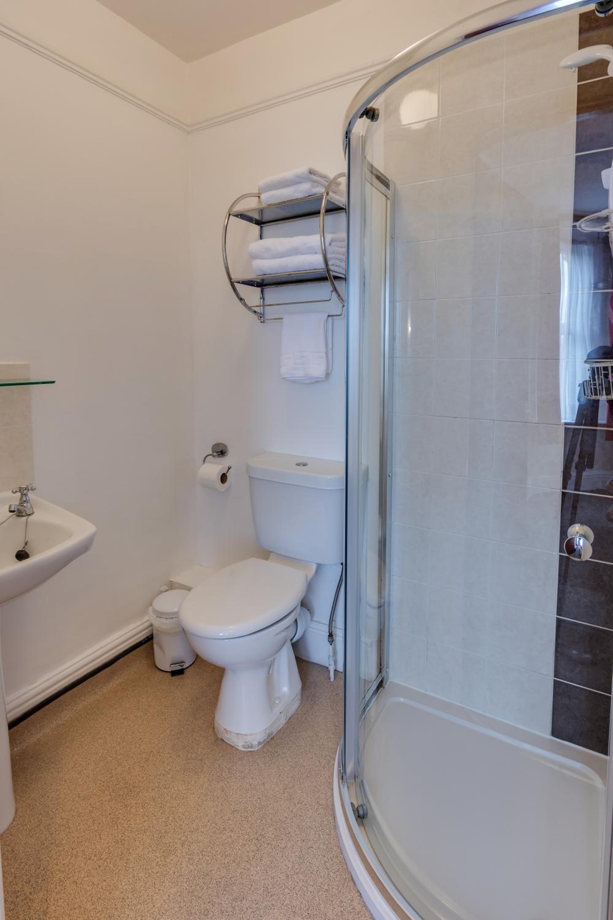 The Sportsview Guest House