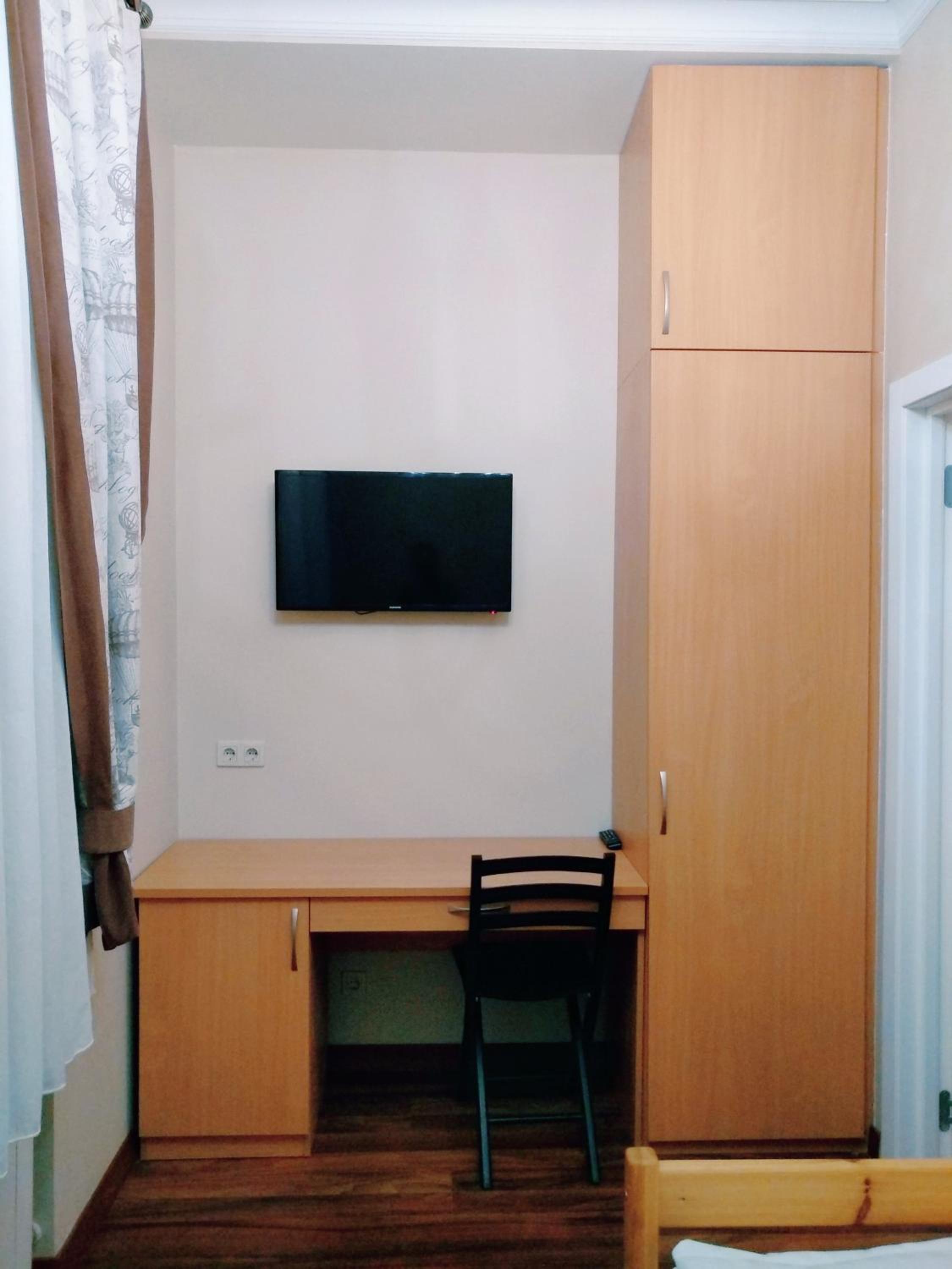 Photo 42