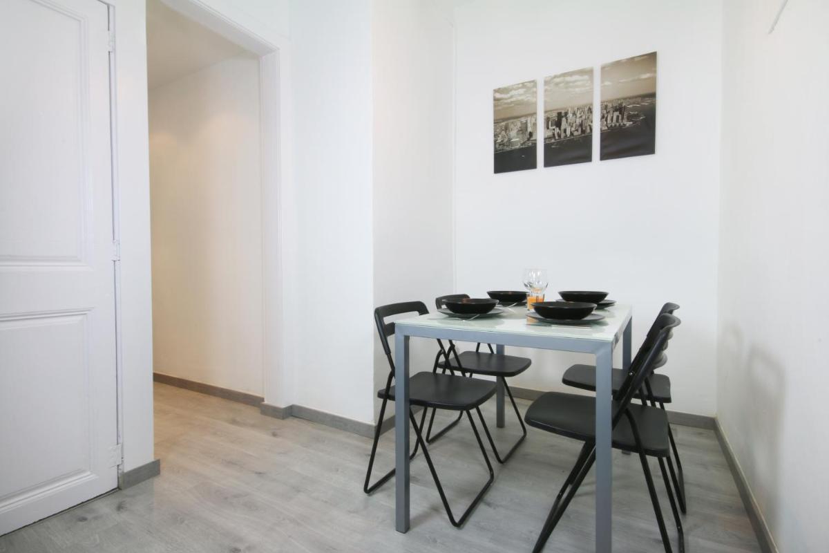 Suite Place Barcelona Diputació