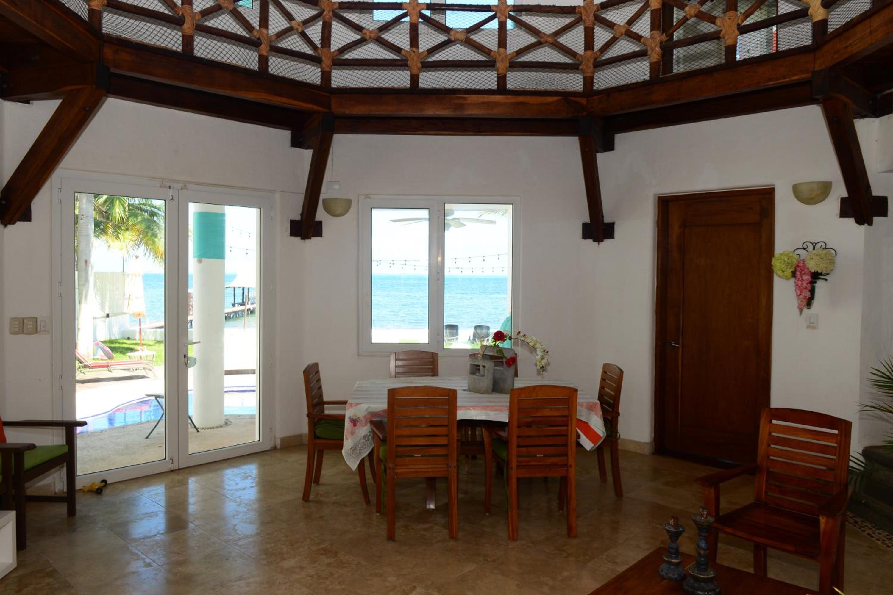 Bella Casa Privada junto al Mar Caribe
