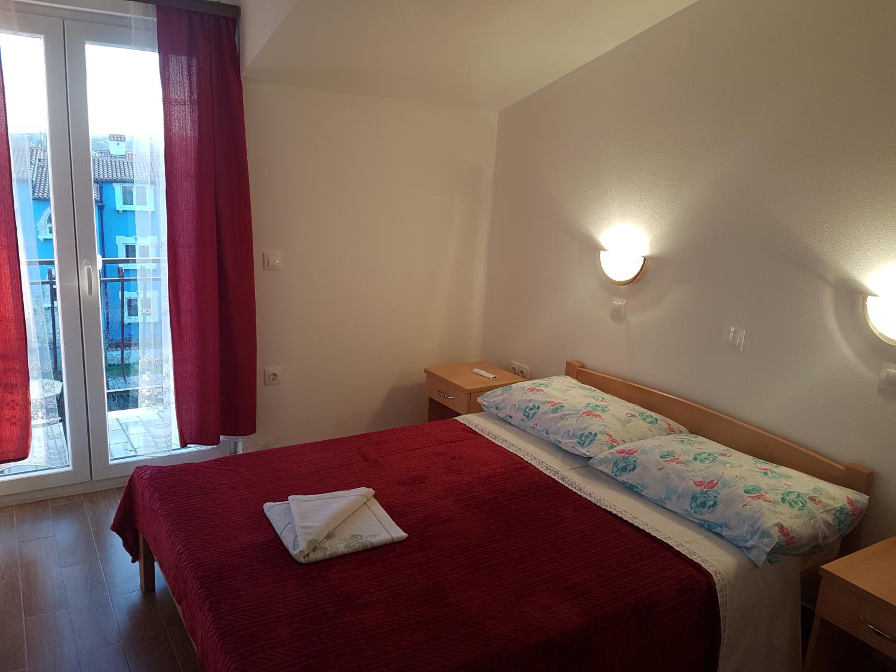 Apartments Zova