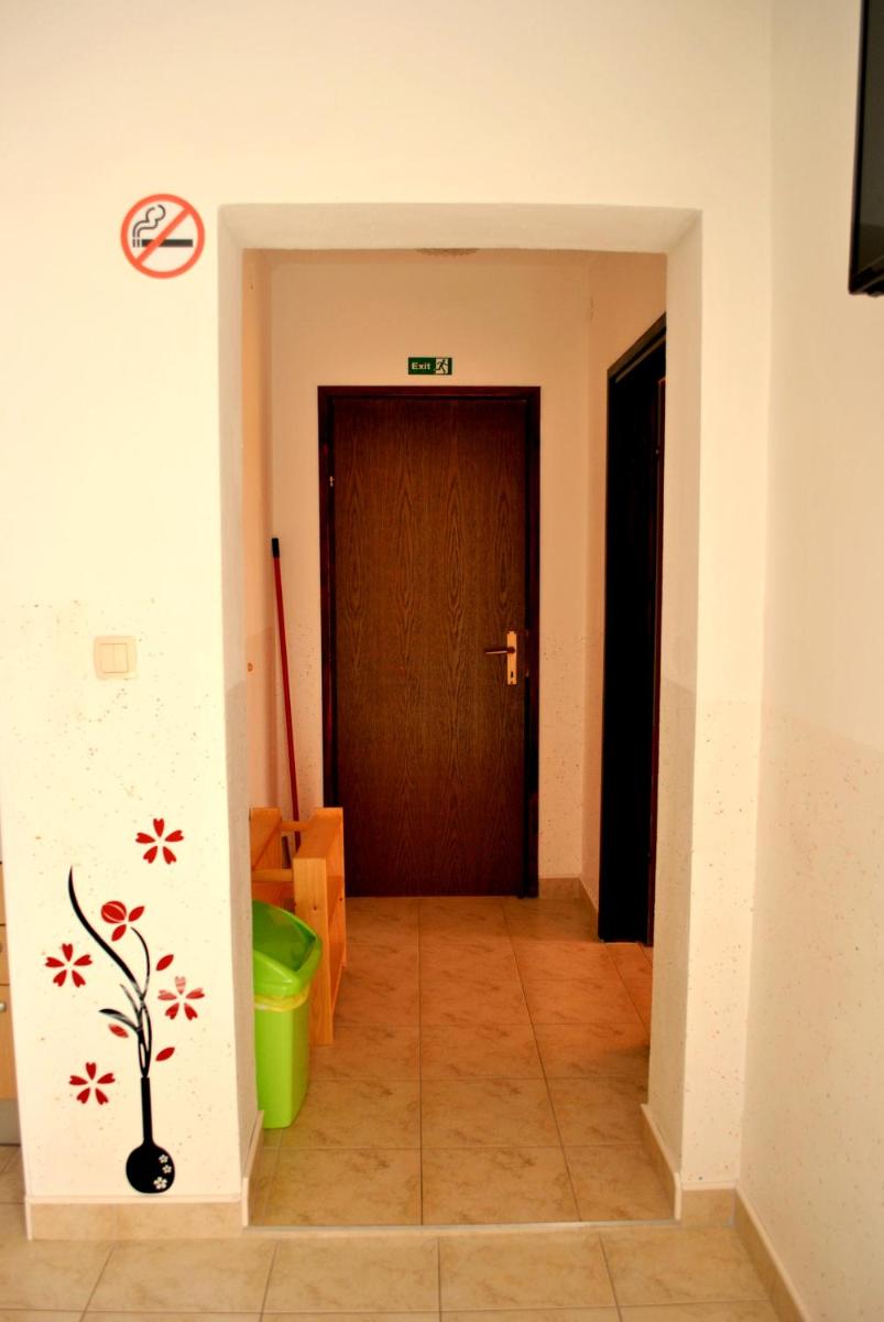 Photo 27