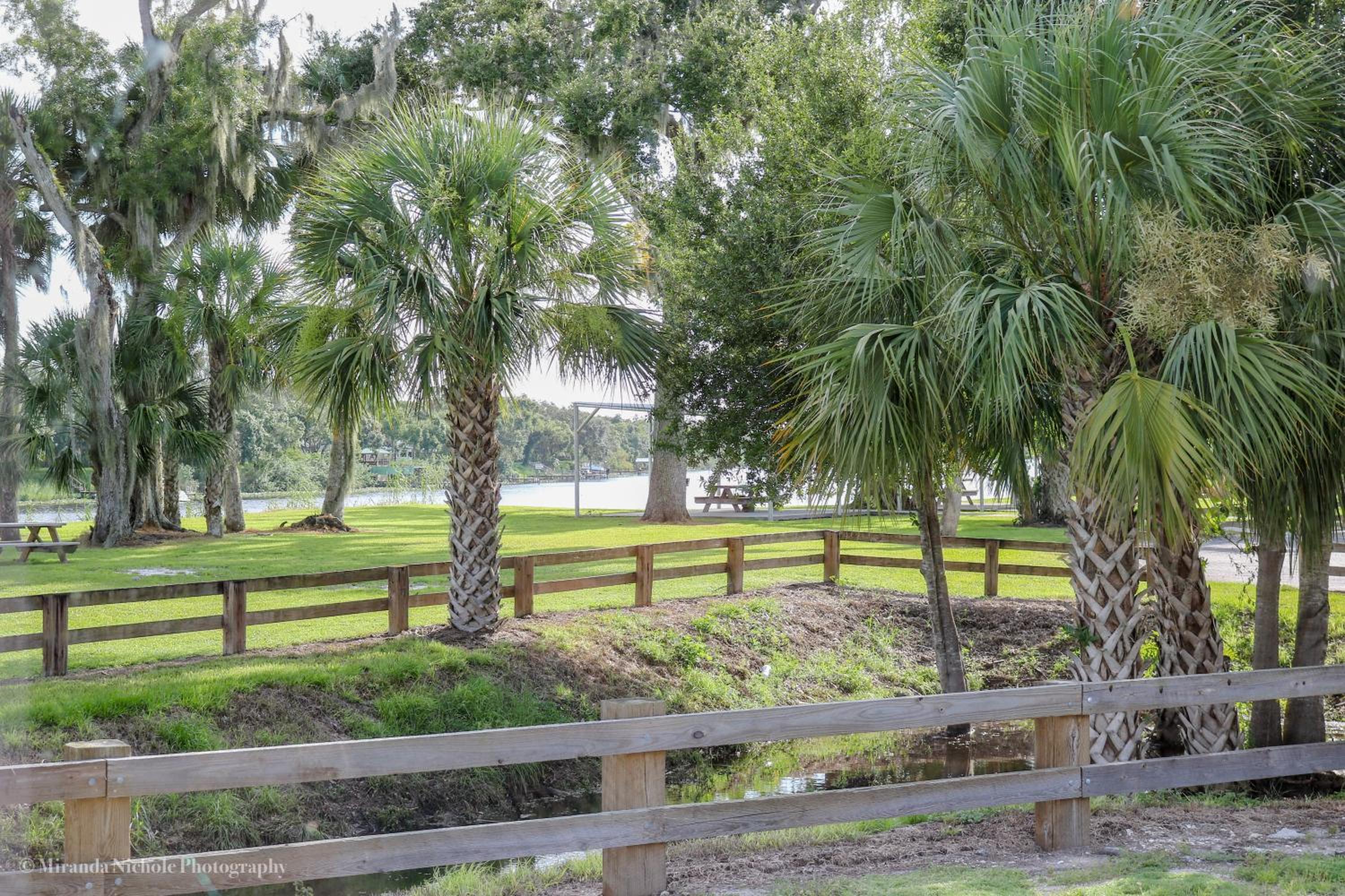 The Inn At LaBelle Yacht Club