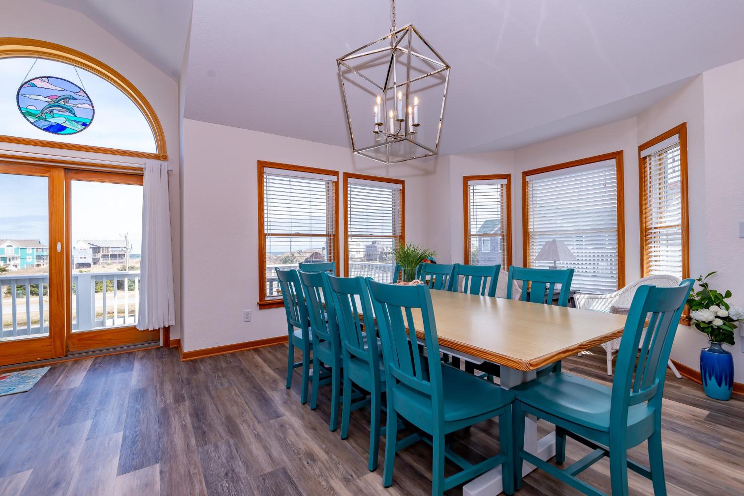 Mystic Memories - S Nags Head MP 19, Ocean View, Beach 80 Yds, Pool, Hot Tub, Close to Pier