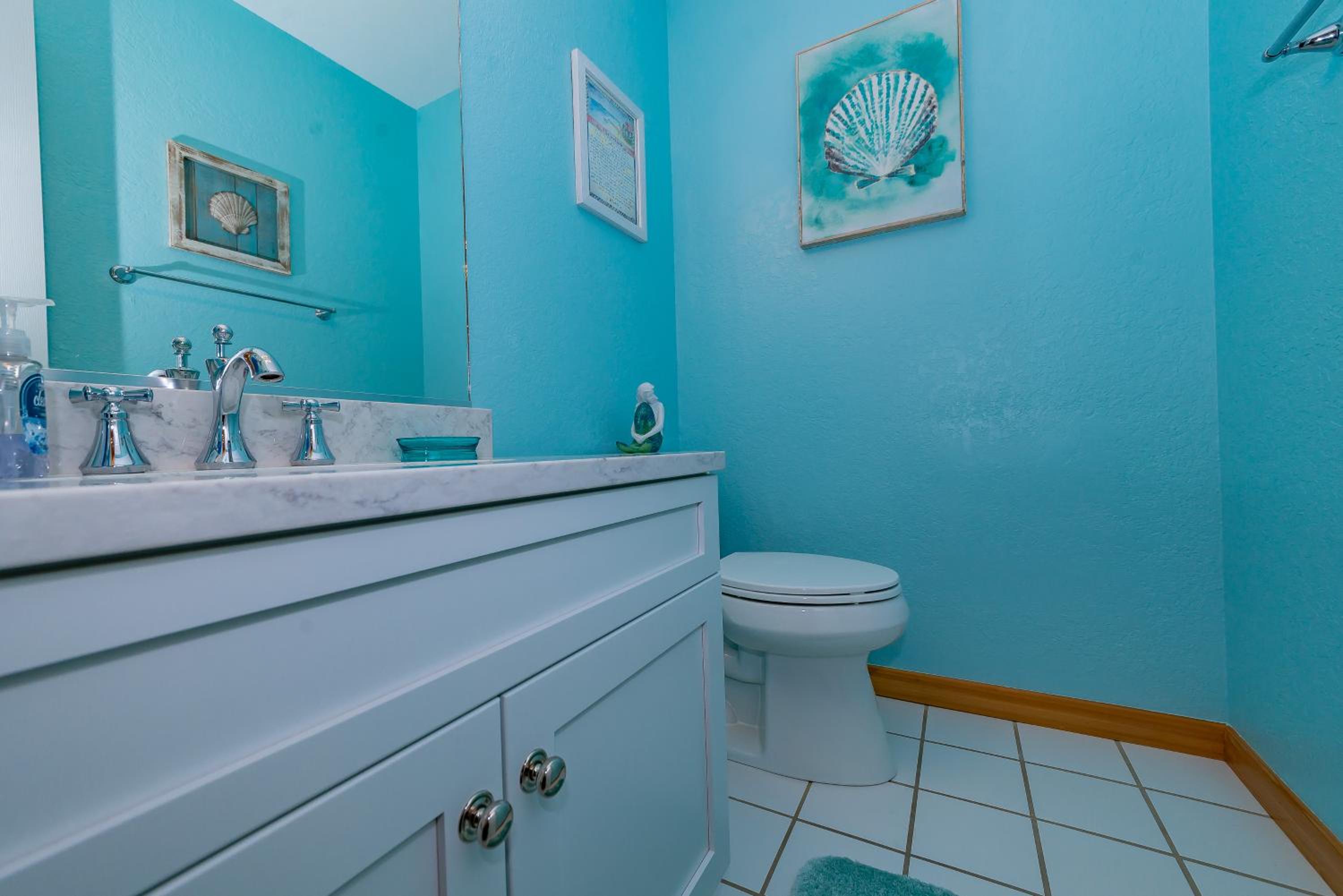 Mystic Memories - S Nags Head MP 19, Ocean View, Beach 80 Yds, Pool, Hot Tub, Close to Pier